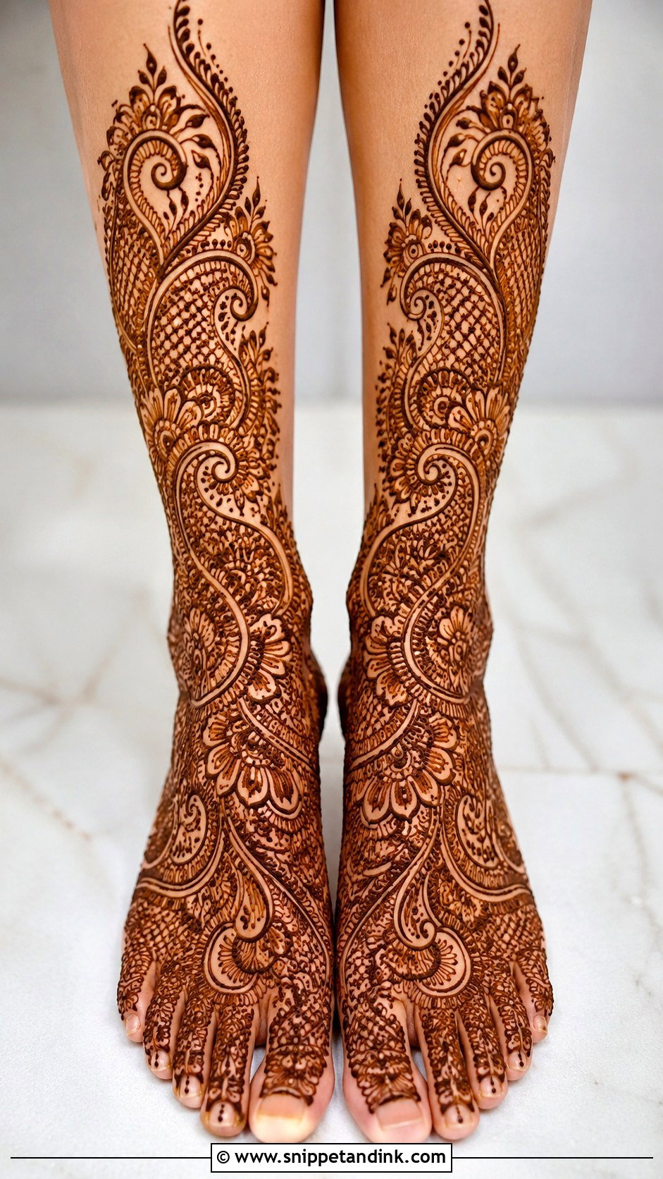 Paisley Leg Mehndi Design - Snippet and Ink - 35 Leg Mehndi Design Ideas