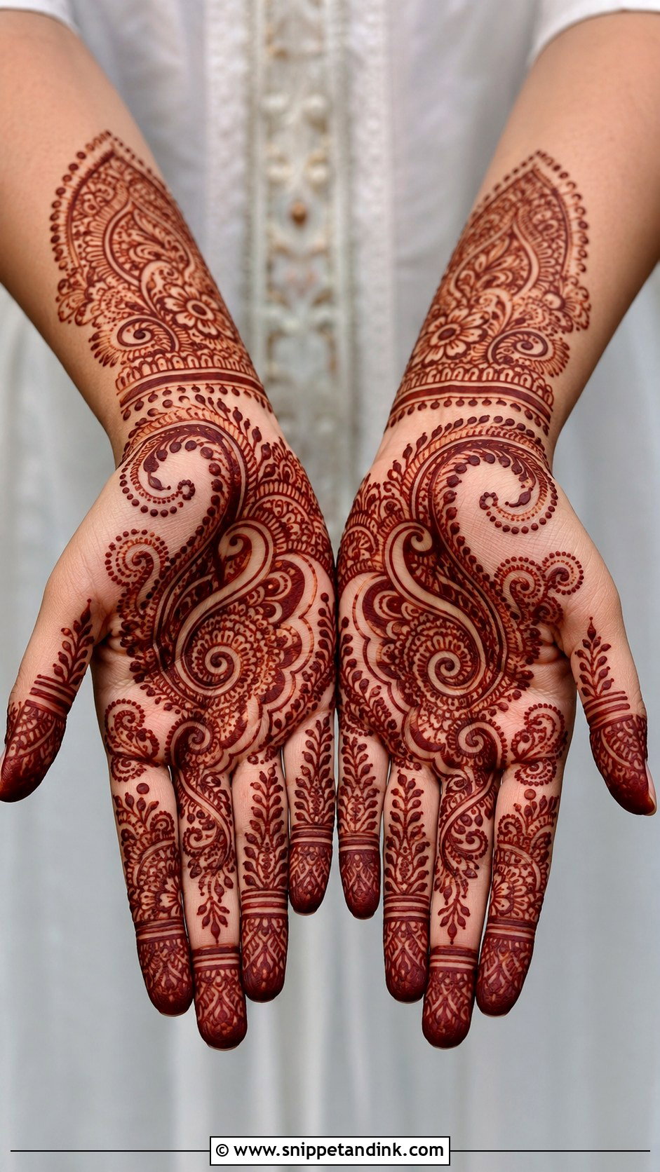 Paisley Mehndi Design - Snippet and Ink - 35 New Style Mehndi Design Ideas