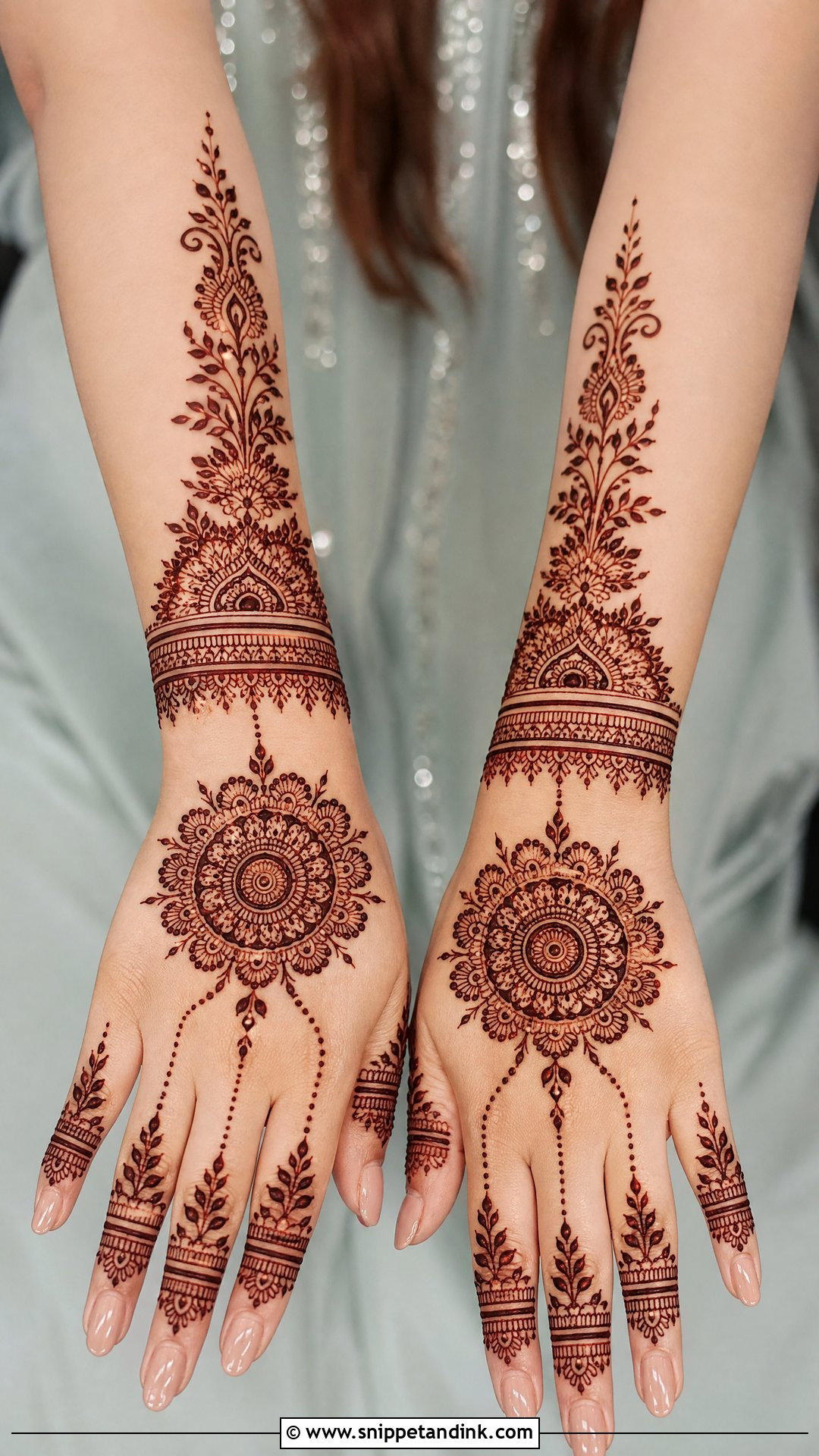 Pakistani Back Hand Mehndi Design - Snippet and Ink - 20 Pakistani Simple Mehndi Designs