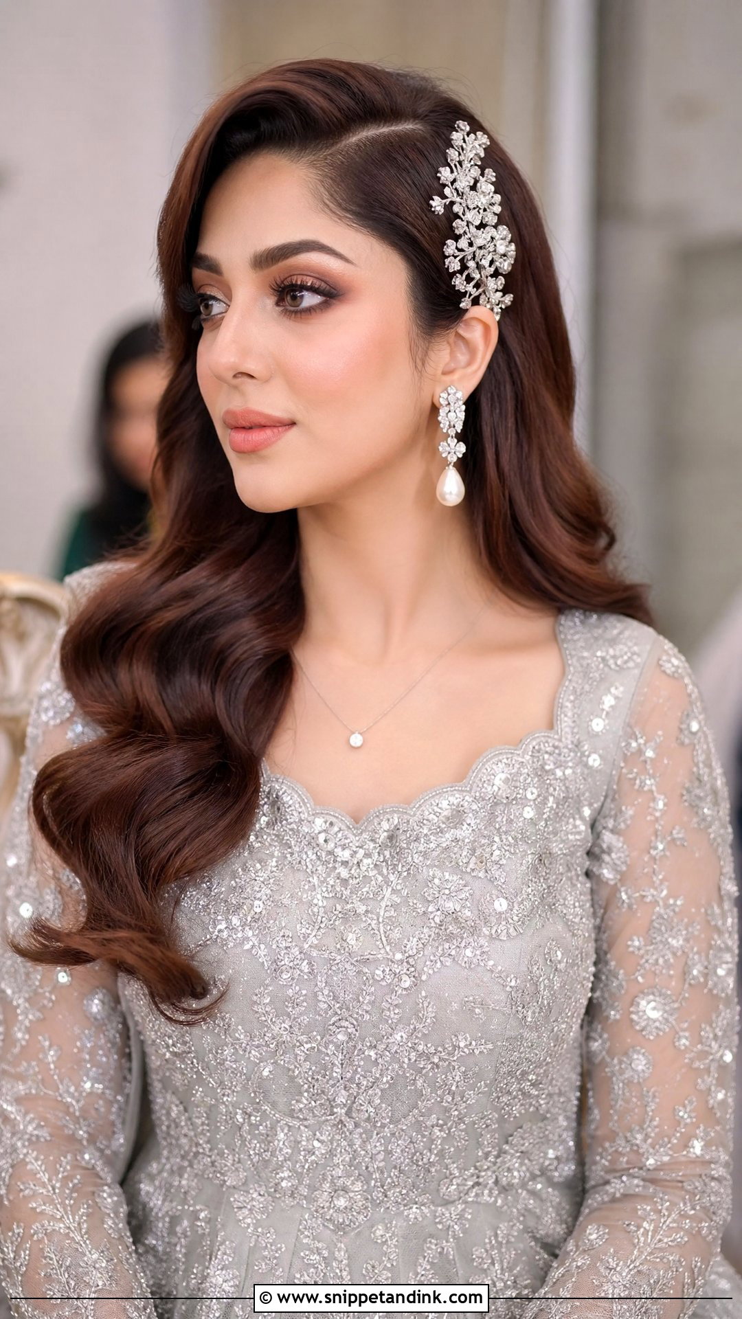 Pakistani Bridal Hollywood Waves - Snippet and Ink - 20 Pakistani Bride Hairstyles