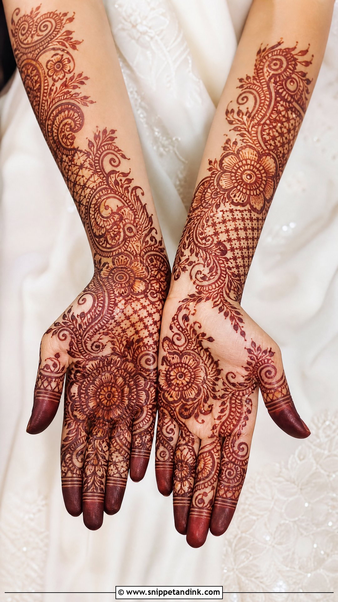 Pakistani Bridal Mehndi Design - Snippet and Ink - 20 Marriage Mehndi Designs