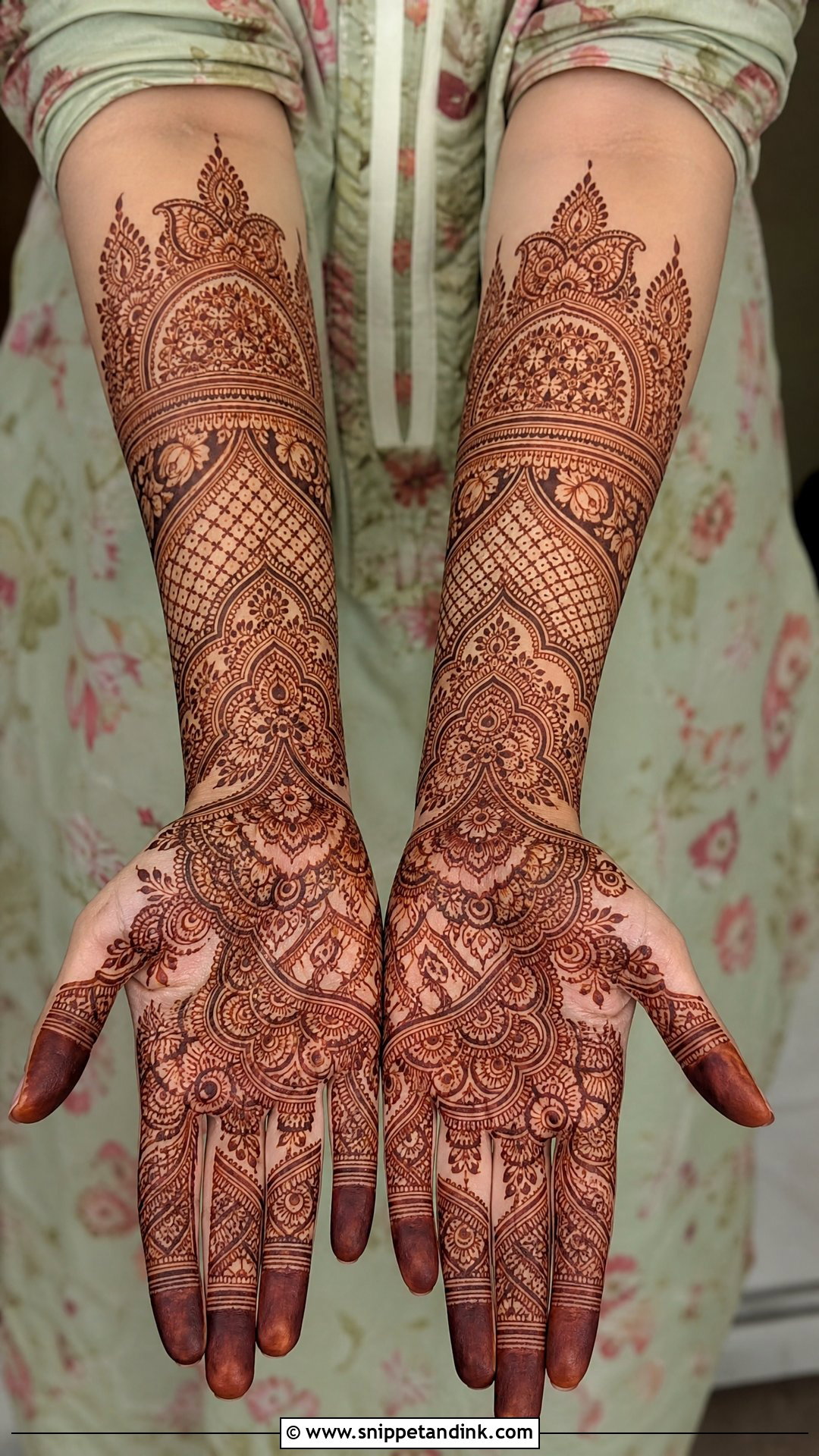 Pakistani Bridal Simple Mehndi Design - Snippet and Ink - 20 Pakistani Simple Mehndi Designs