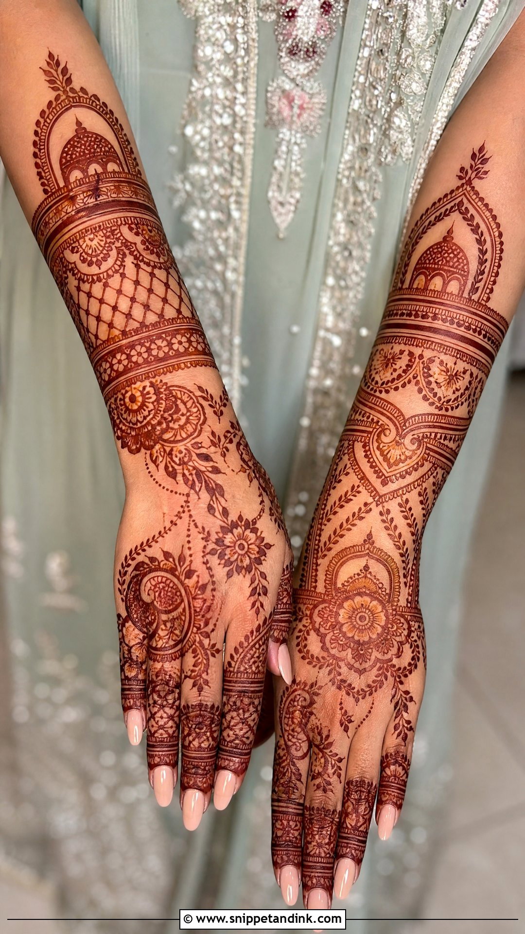 Pakistani Dulhan Back Hand Mehndi Design - Snippet and Ink - 25 Dulhan Back Hand Mehndi Designs