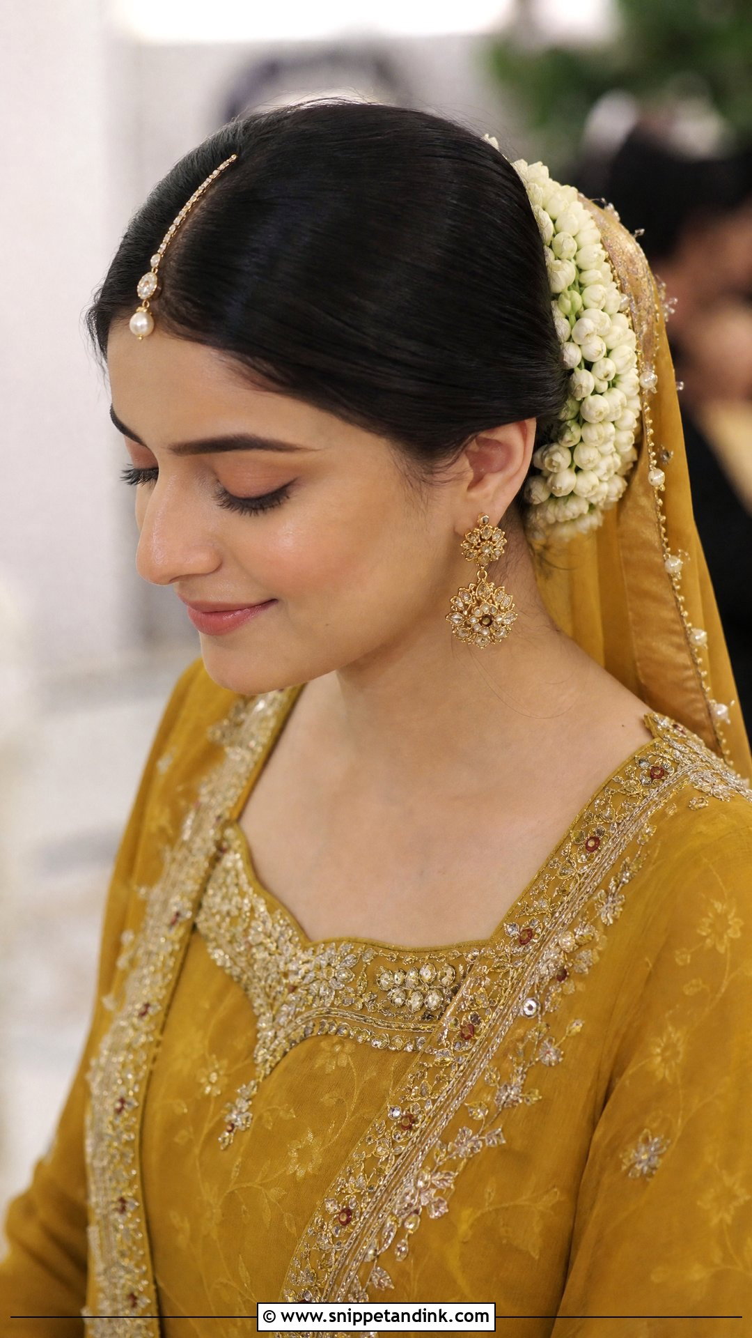 Pakistani Gajra Front Bun - Snippet and Ink - 20 Pakistani Front Hair Styles for Wedding