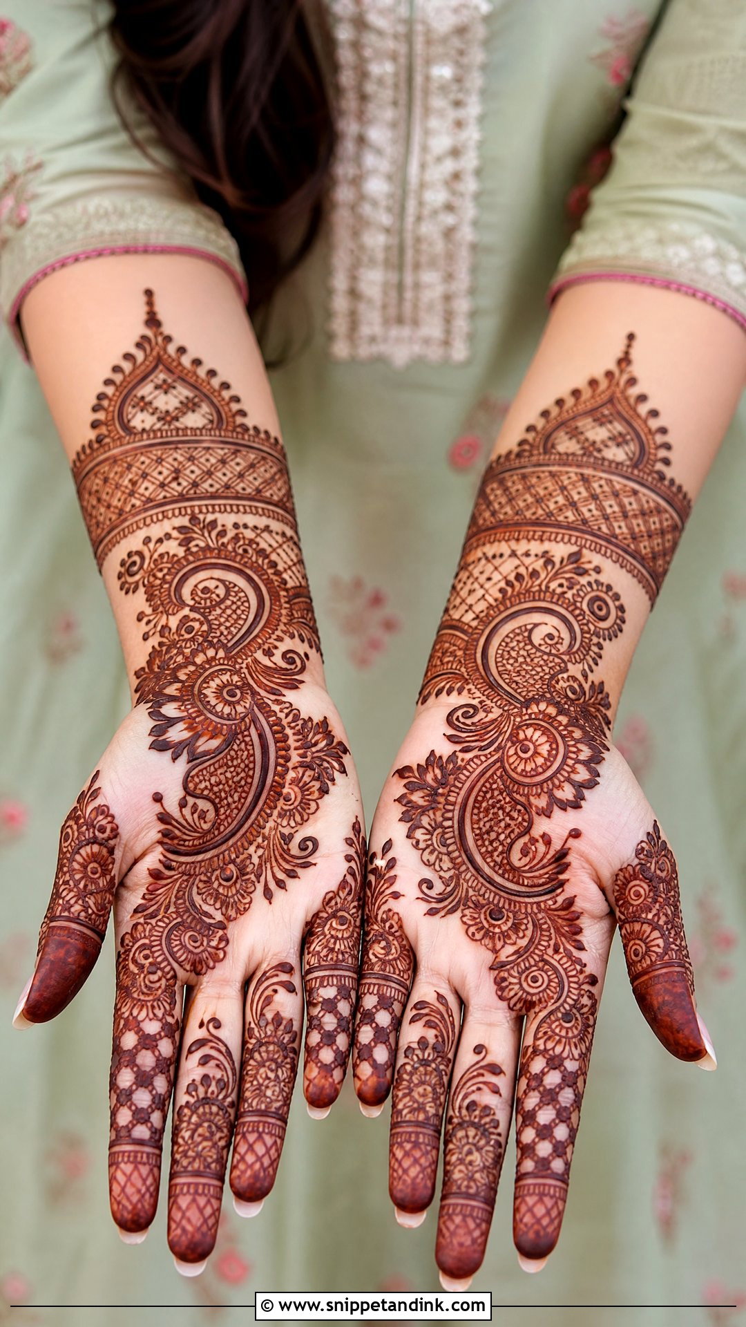 Pakistani Mehndi Design With Paisley - Snippet and Ink - 30 Pakistani Mehndi Design Ideas