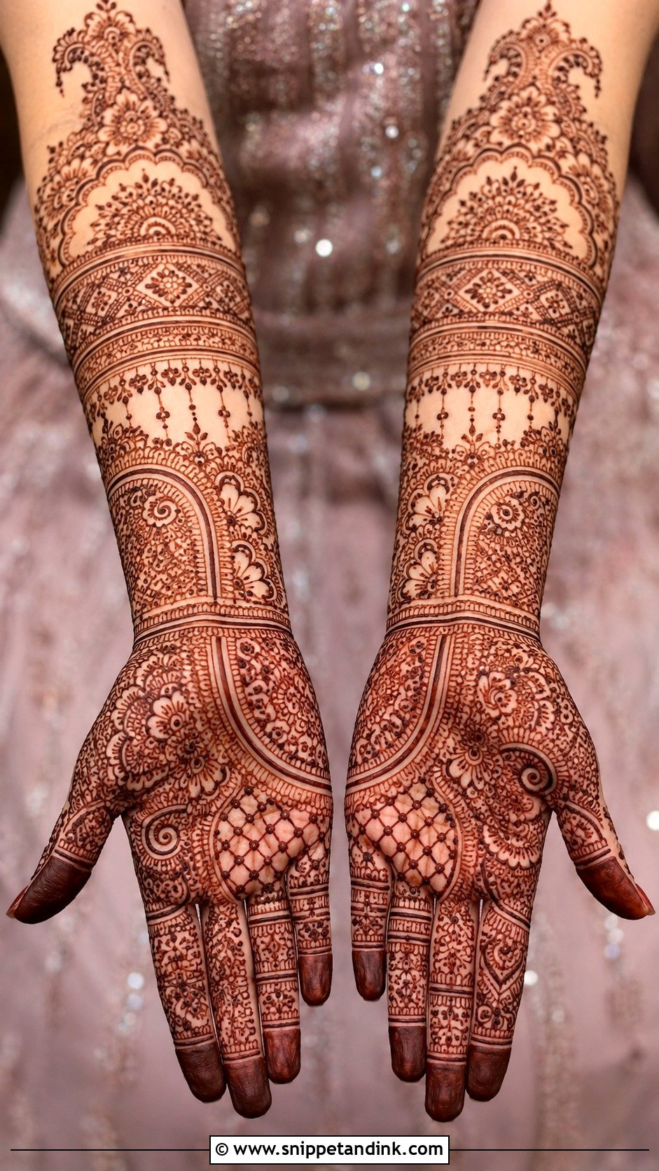 Pakistani Mehndi Dress For Bride - Snippet and Ink - 35 Mehndi Dress for Bride Ideas