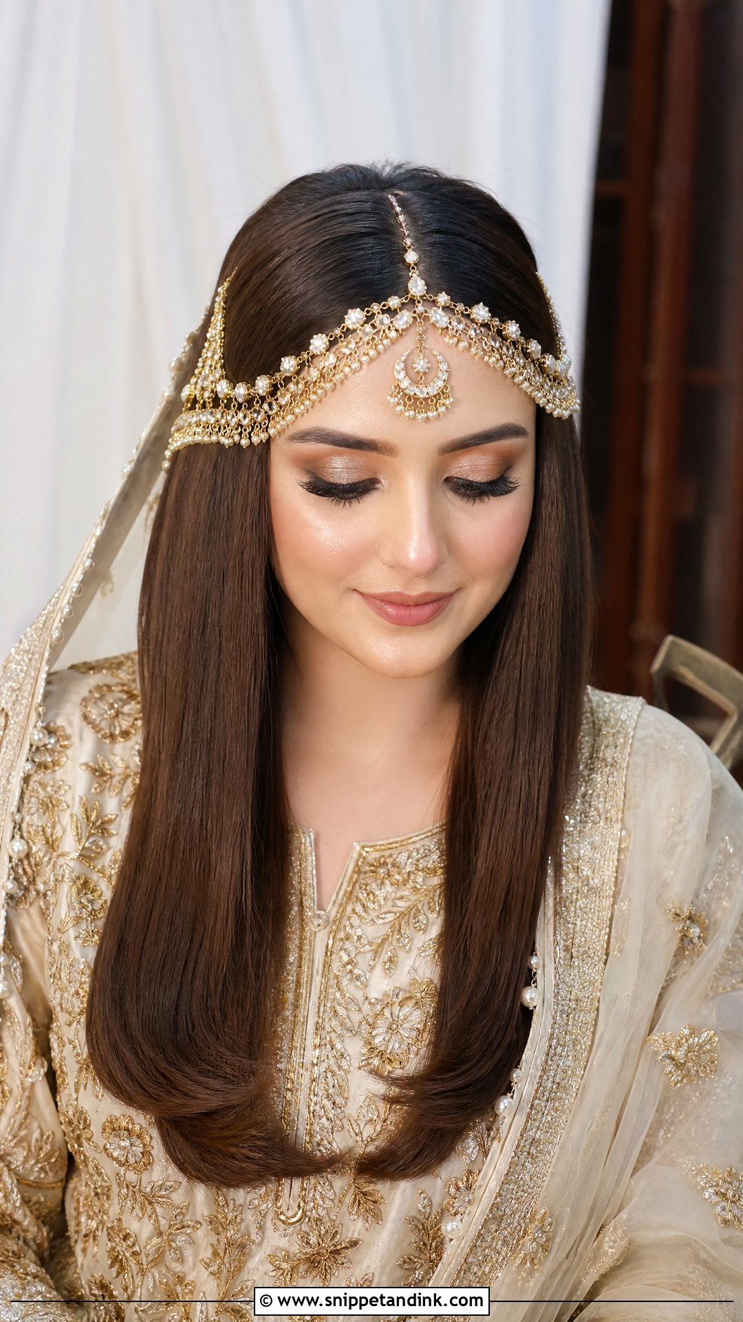 Pakistani Wedding Straight Hair With Matha Patti - Snippet and Ink - 20 Pakistani Wedding Party Hairstyles