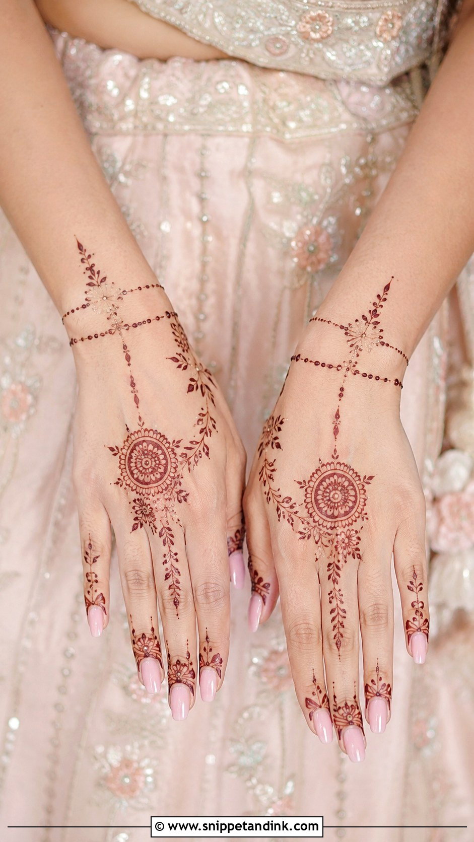 Pastel Lehenga For Mehandi Bride - Snippet and Ink - 30 Mehandi Outfits Brides