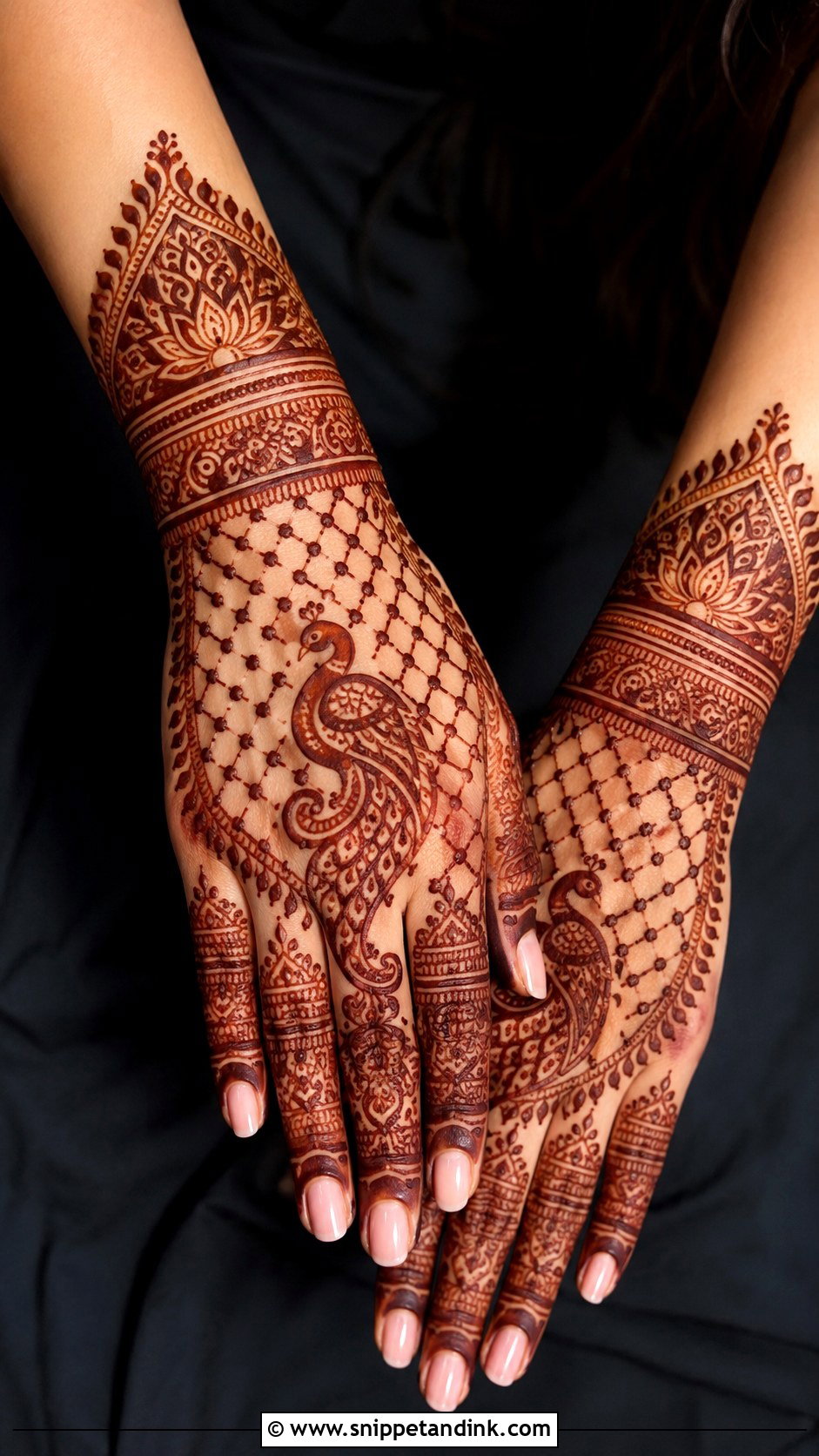 Peacock Jaali Mehndi Design - Snippet and Ink - 35 Peacock Mehndi Designs