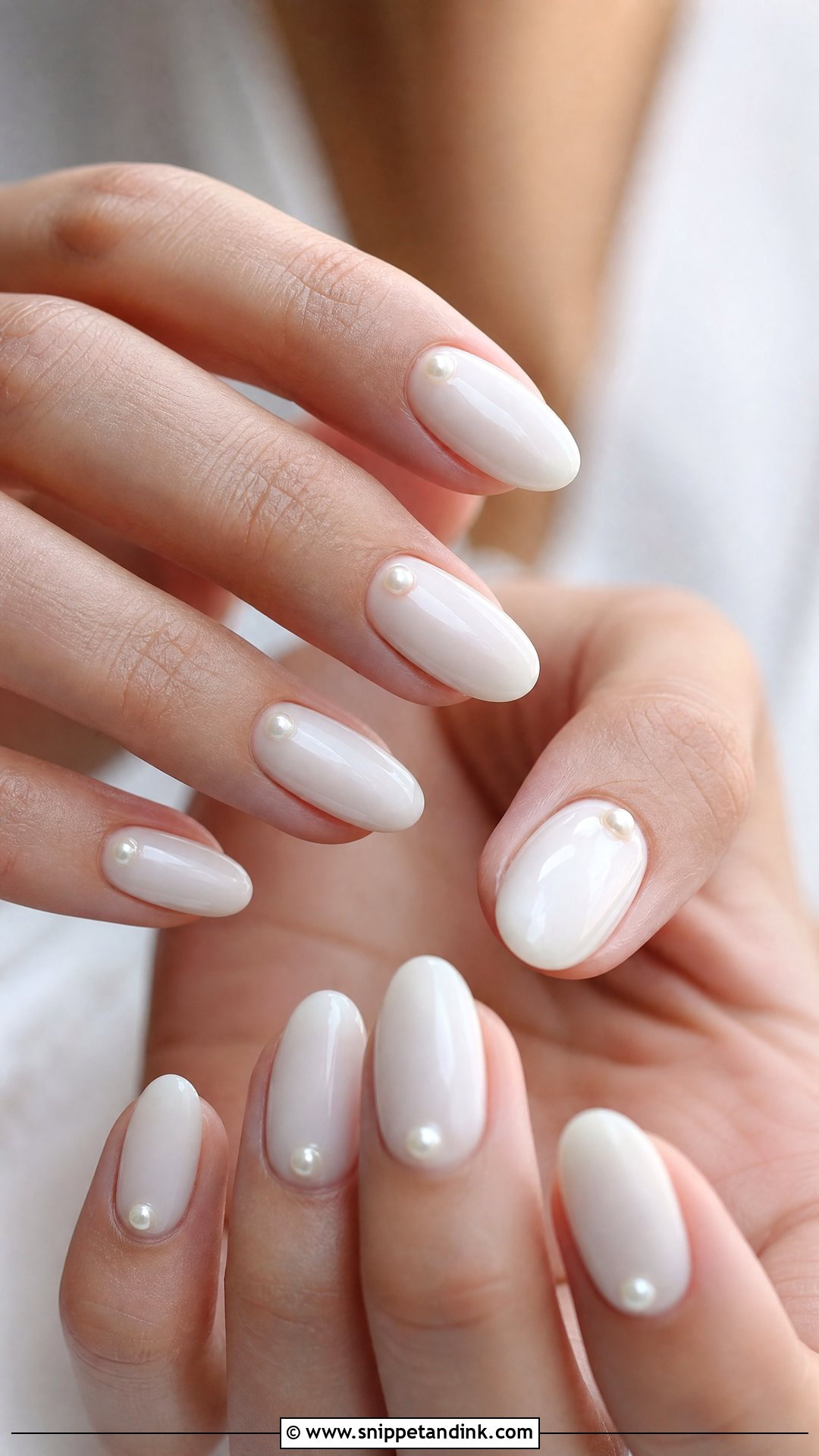 Pearl Accent Fall Wedding Nails - Snippet and Ink - 25 Fall Wedding Nails for Bride