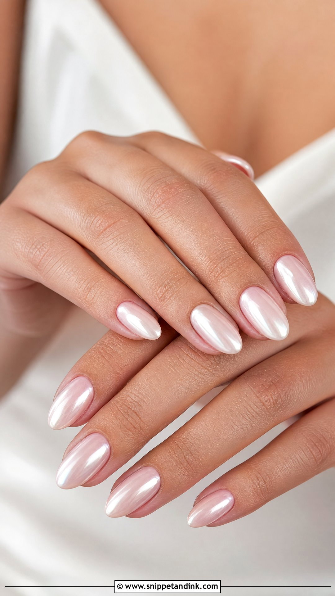 Pearl Chrome Bridesmaid Nails - Snippet and Ink - 25 Nails for Wedding Bridesmaid