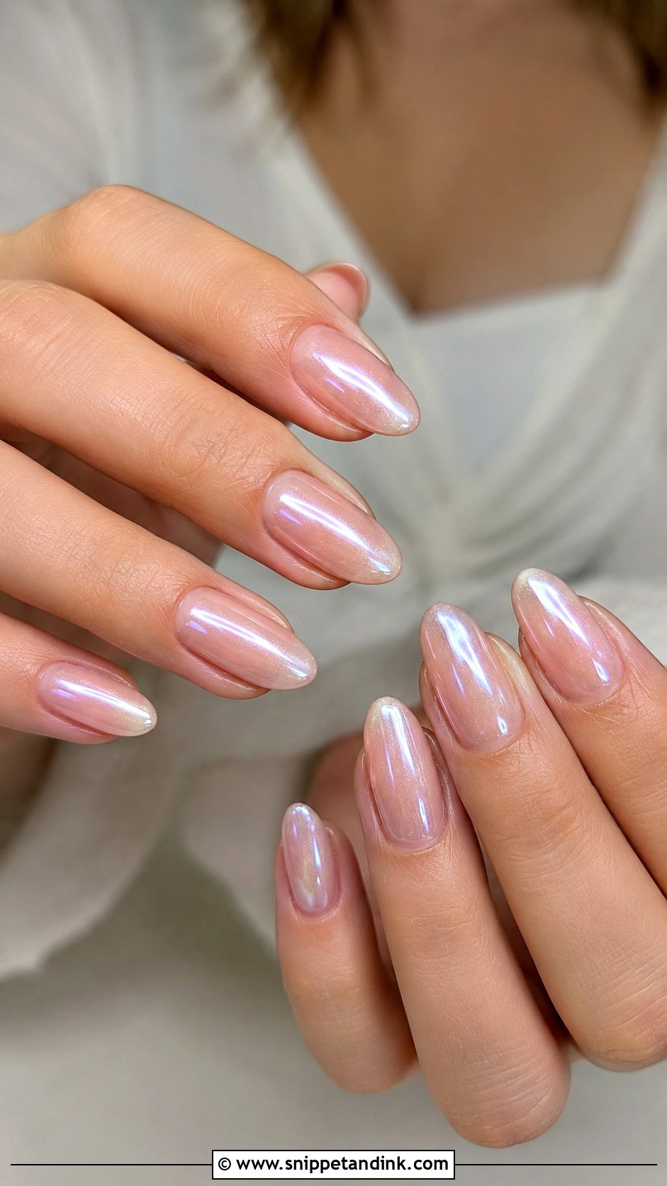 Pearl Chrome Pre Wedding Shoot Nails - Snippet and Ink - 20 Nails for Pre Wedding Shoot