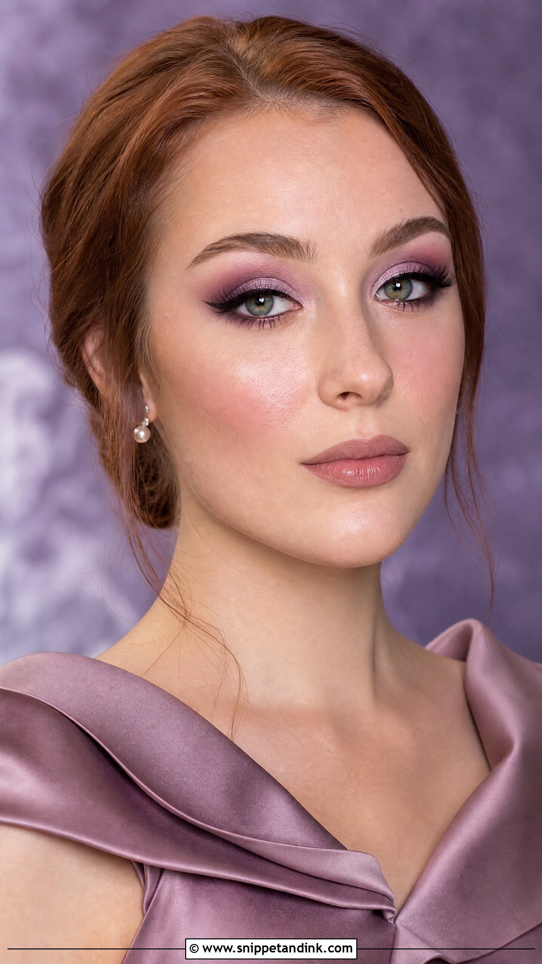 Plum Eye Winter Wedding Makeup - Snippet and Ink - 25 Winter Wedding Makeup Ideas