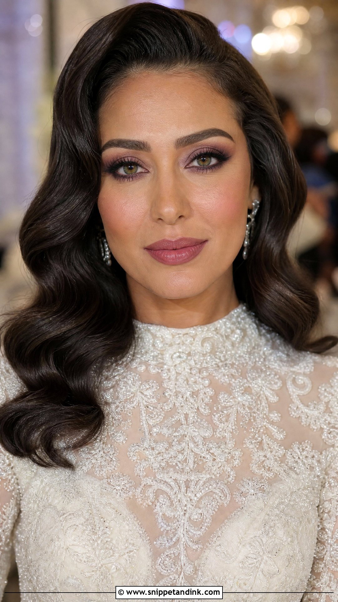Plum Smokey Wedding Makeup For Green Eyes - Snippet and Ink - 20 Wedding Makeup for Green Eyes and Brown Hair