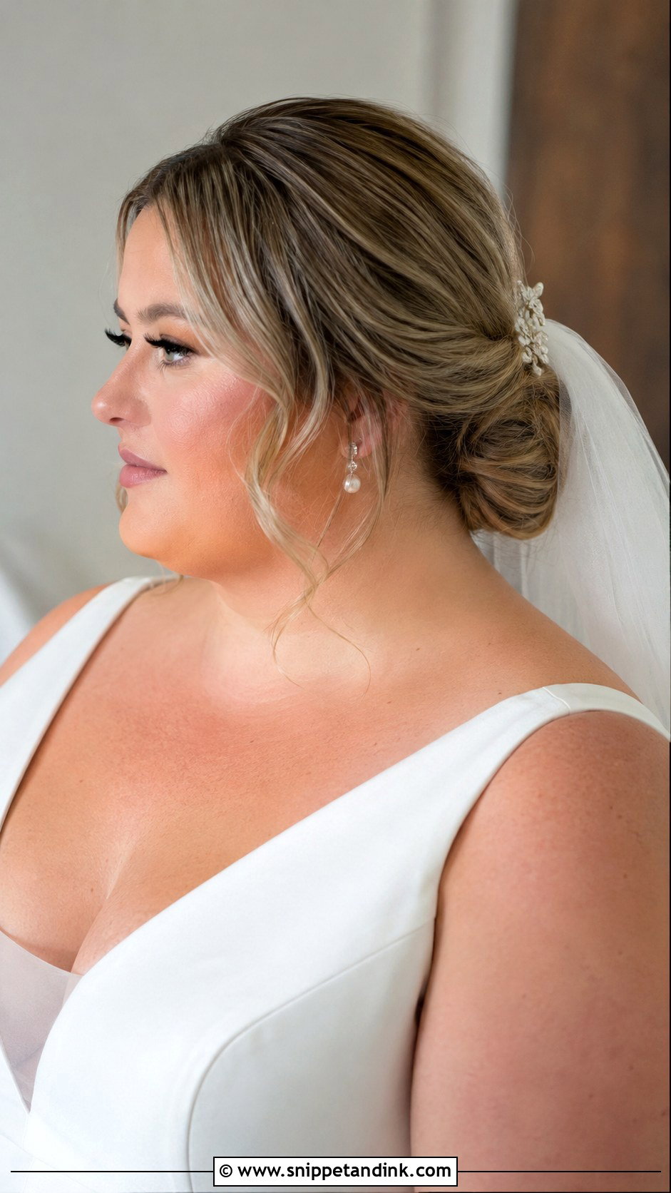 Plus Size Wedding Short Hair - Snippet and Ink - 15 Plus Size Wedding Hairstyles