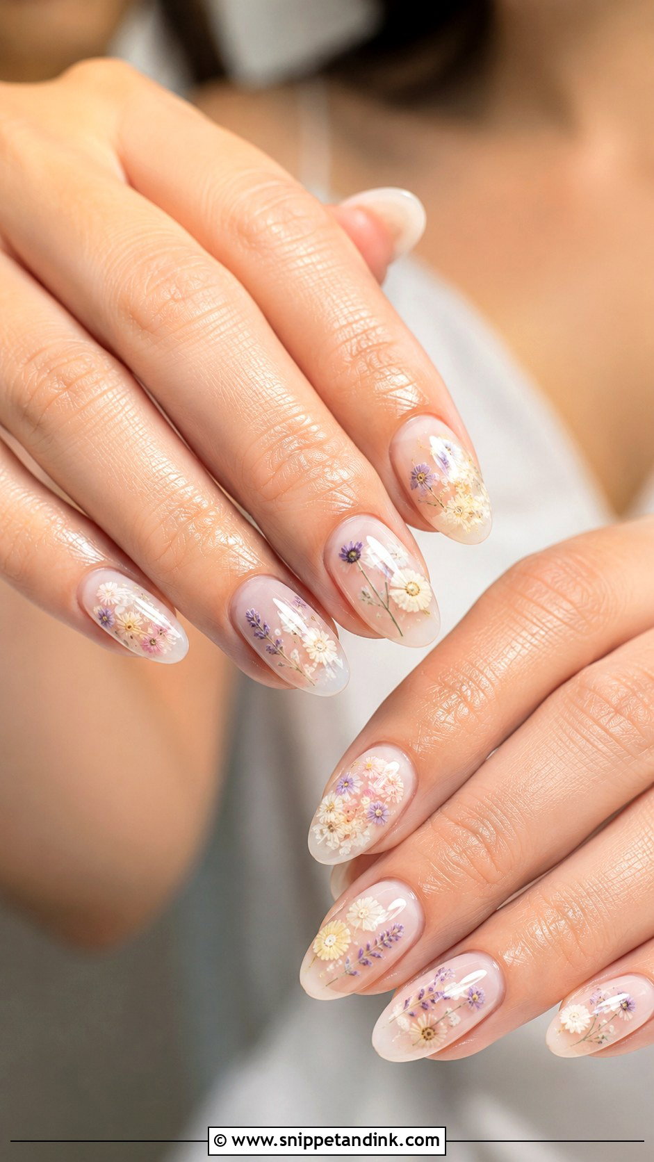 Pressed Flower Spring Bridal Nails - Snippet and Ink - 20 Spring Bridal Nails