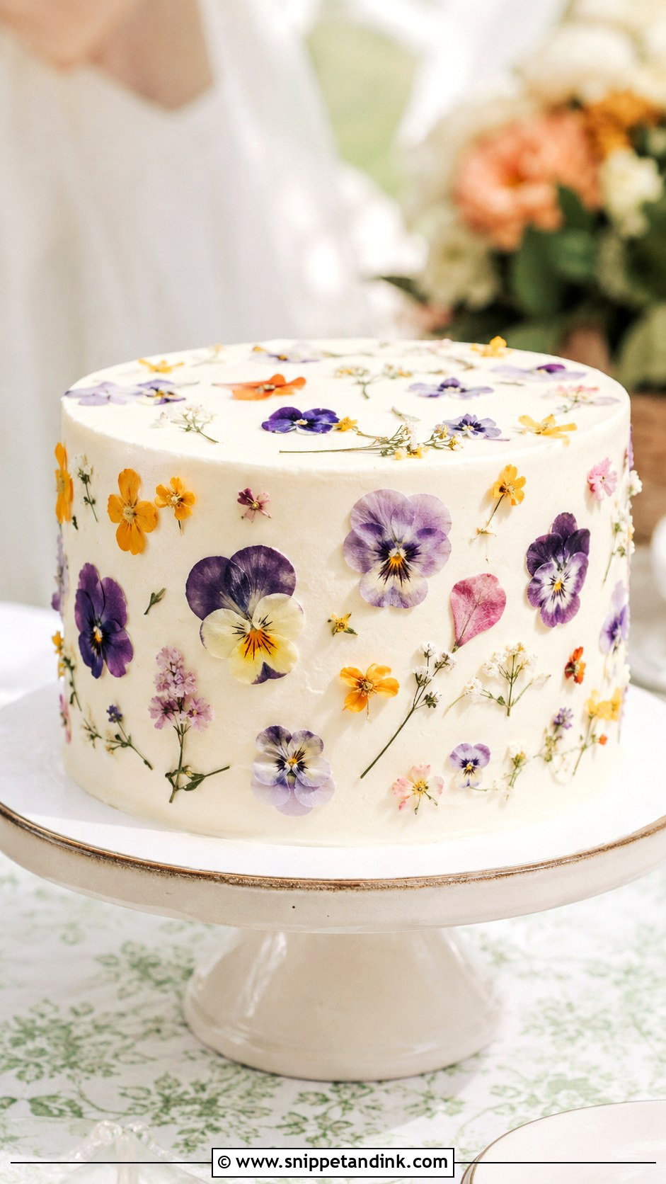 Pressed Flower Wedding Cake - Snippet and Ink - 20 Cakes with Real Flowers for Wedding