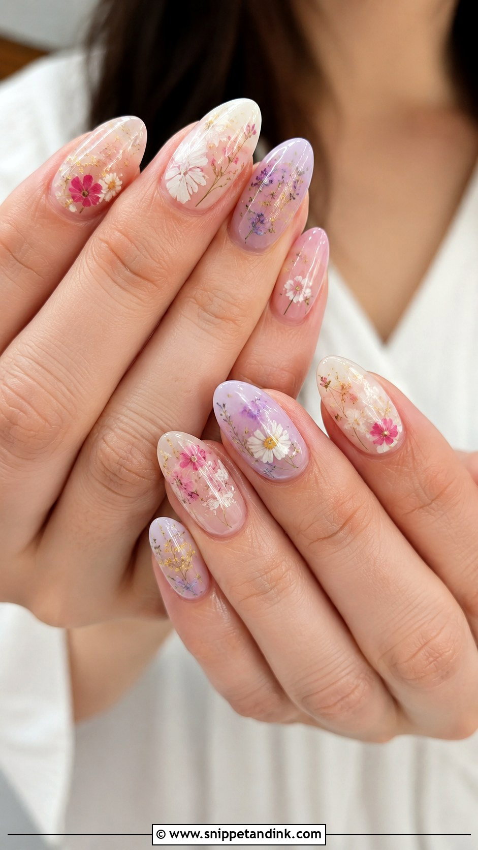 Pressed Flower Wedding Nails - Snippet and Ink - 20 Flower Wedding Nails