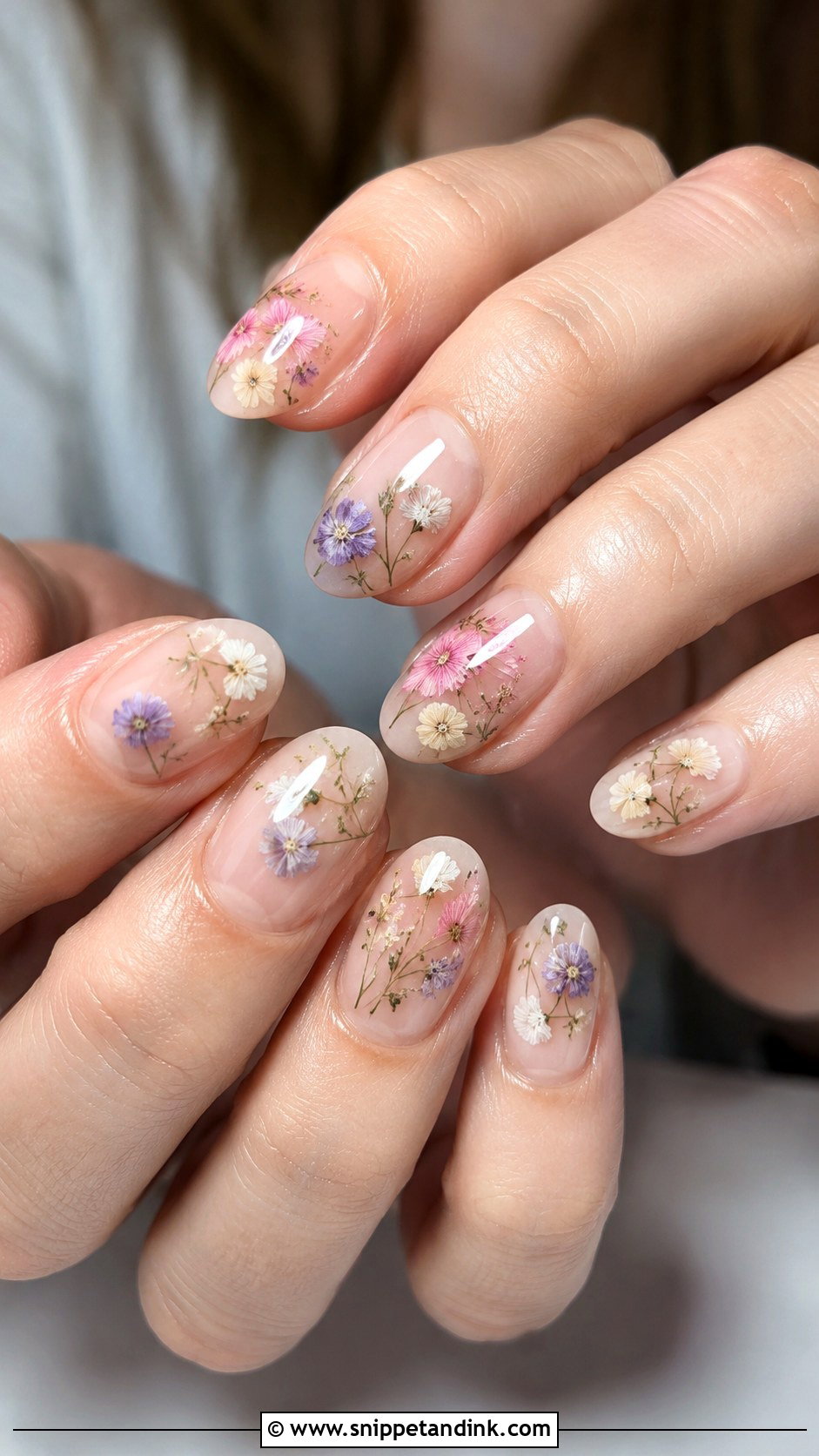 Pressed Flower Wedding Nails - Snippet and Ink - 20 Wedding Nails Flowers