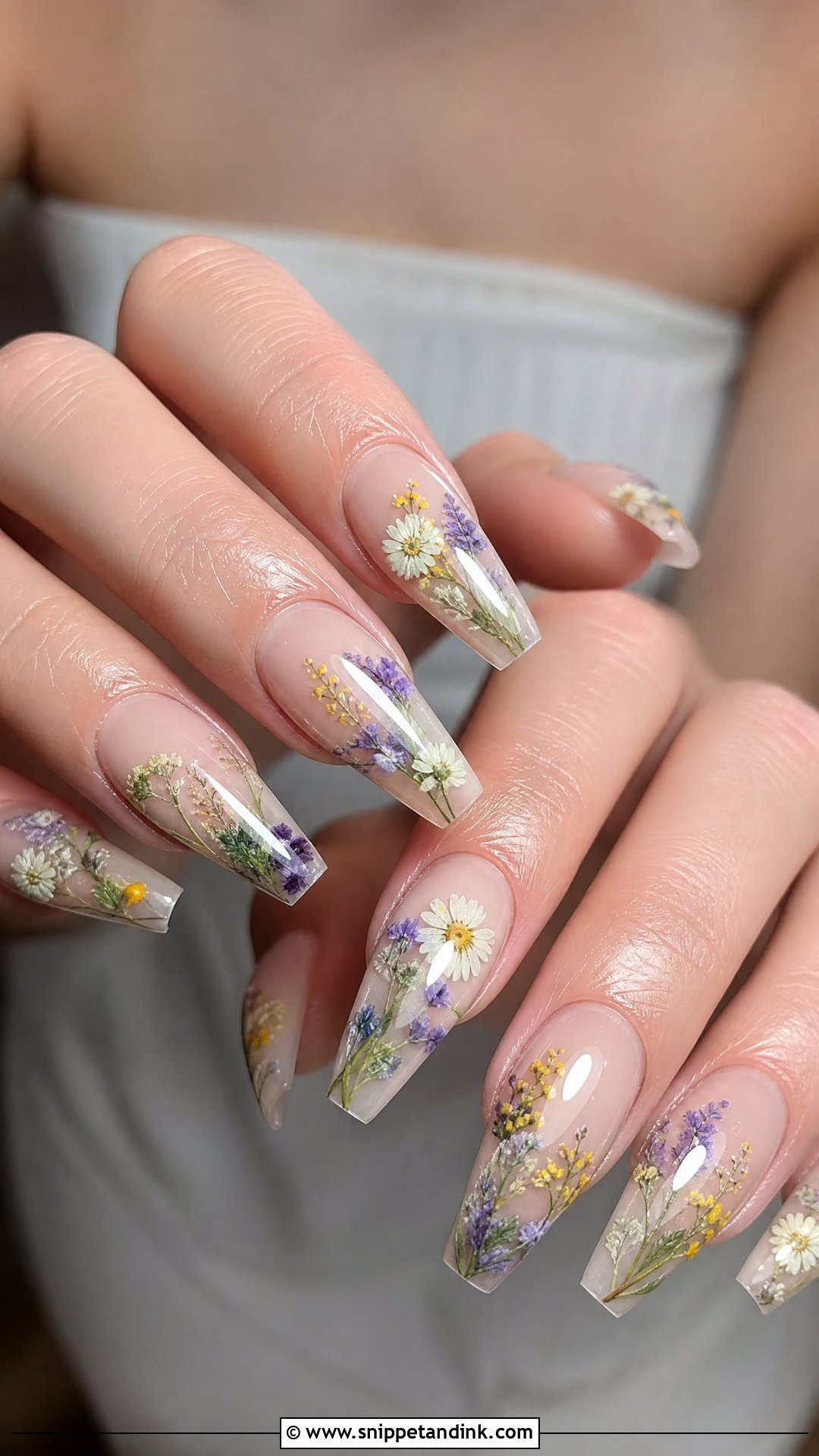 Pressed Wildflower Wedding Nails - Snippet and Ink - 20 Wildflower Wedding Nails