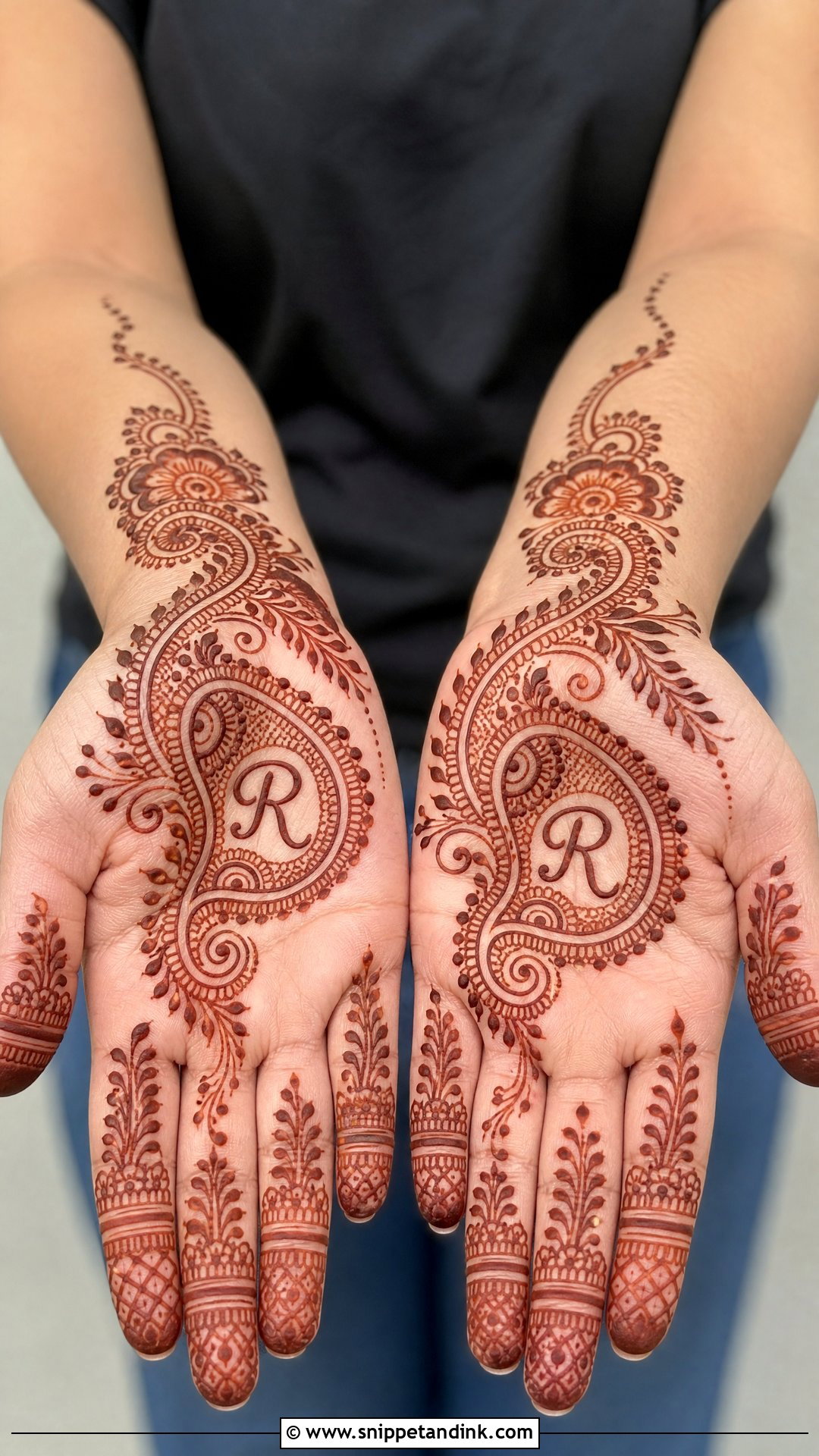 R Name Mehndi Design With Paisley - Snippet and Ink - 20 R Name Mehndi Design Ideas