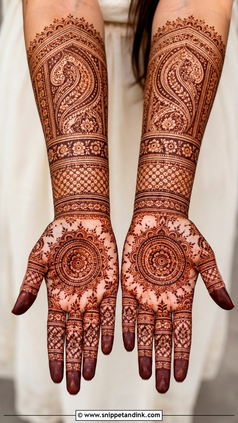 Rajasthani Bangle Mehndi Design - Snippet and Ink - 35 Rajasthani Mehndi Designs