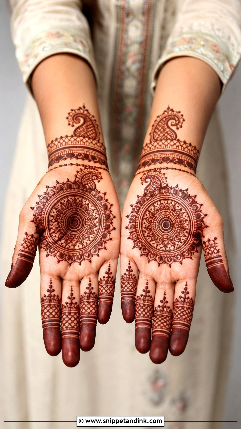 Rajasthani Mandala Mehndi Design - Snippet and Ink - 35 Rajasthani Mehndi Designs