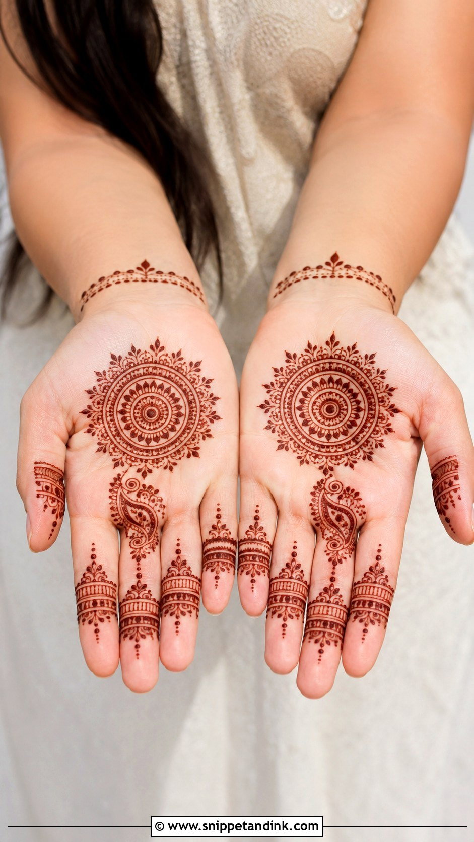 Rajasthani Simple Mehndi Design - Snippet and Ink - 35 Rajasthani Mehndi Designs