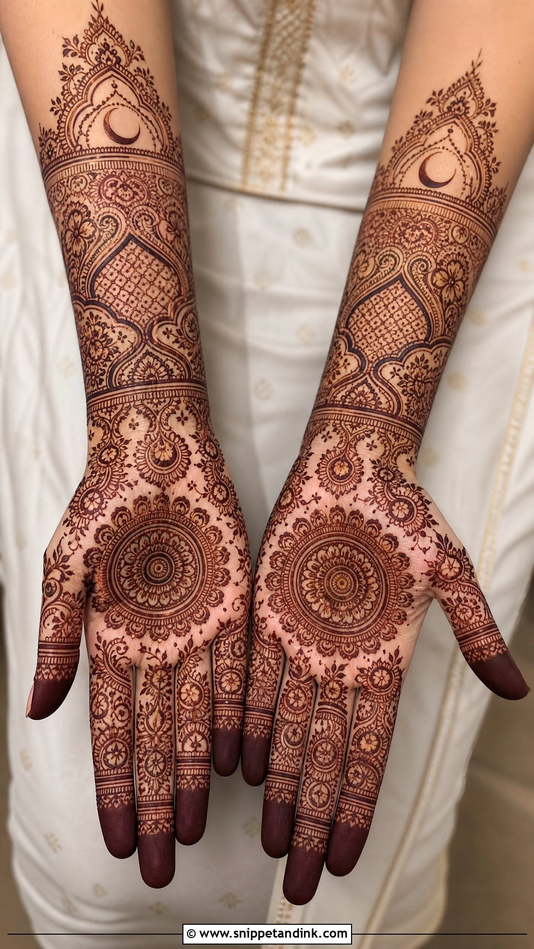 Ramadan Indian Mehndi Design - Snippet and Ink - 30 Ramadan Mehndi Designs