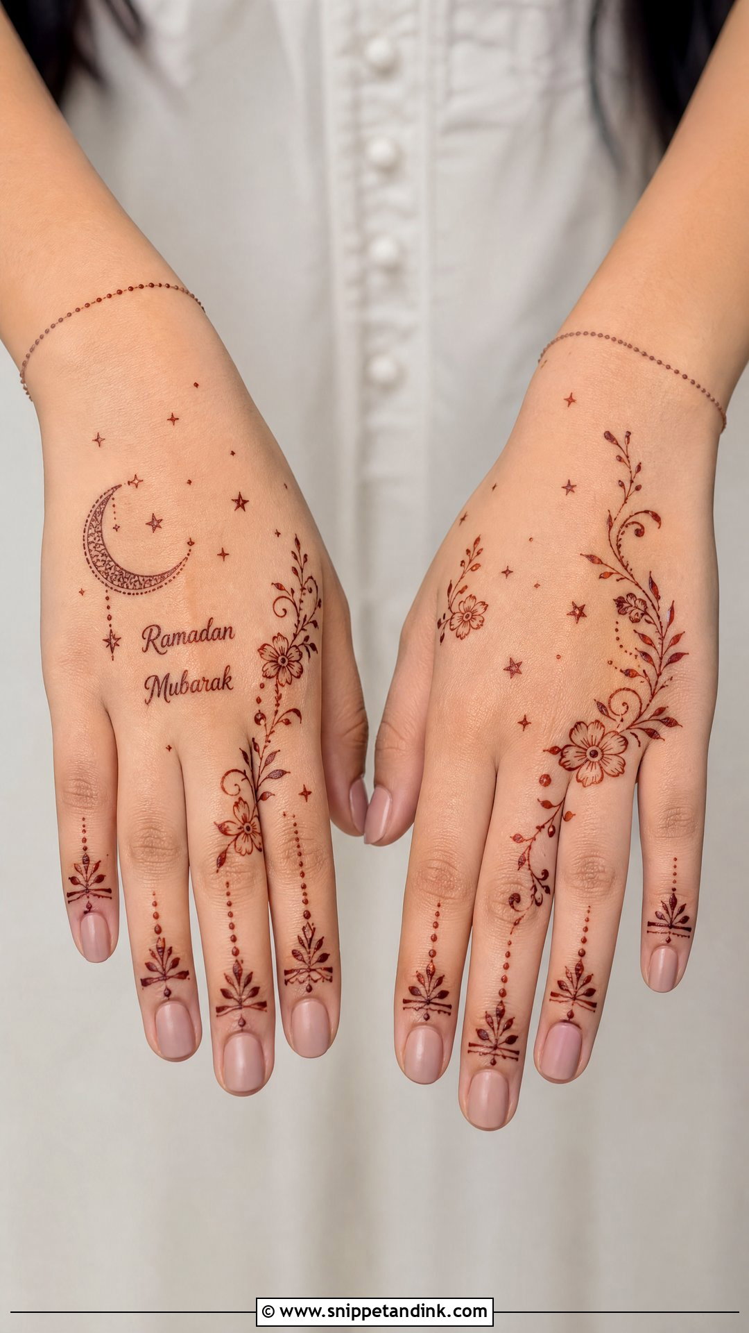 Ramadan Mubarak Simple Mehndi Design - Snippet and Ink - 20 Ramadan Mubarak Mehndi Designs