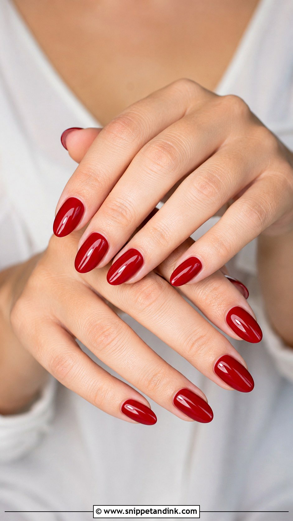 Red Almond Wedding Nails - Snippet and Ink - 20 Red Nails for Wedding