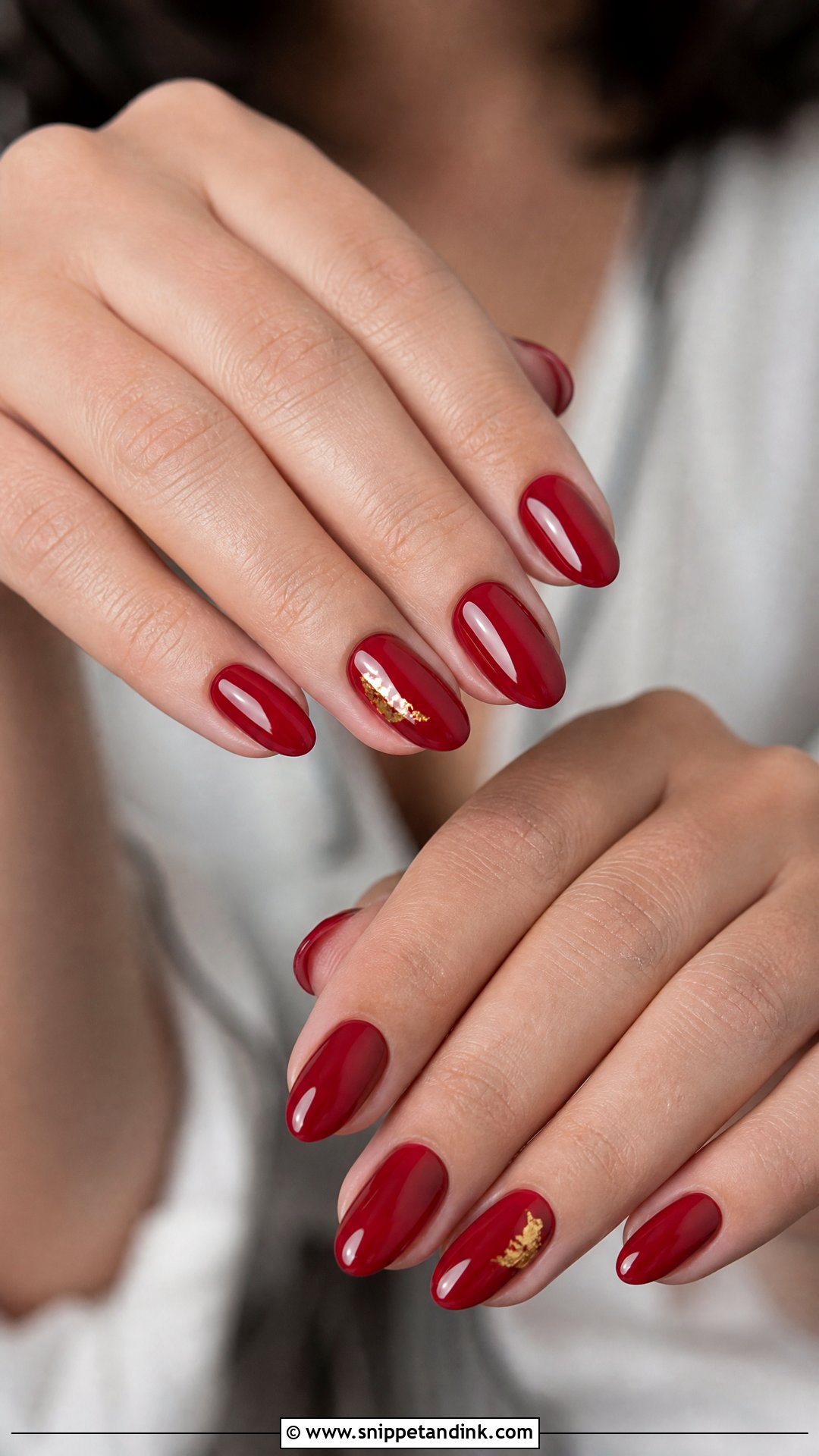 Red Almond Wedding Nails - Snippet and Ink - 25 Red Wedding Nails