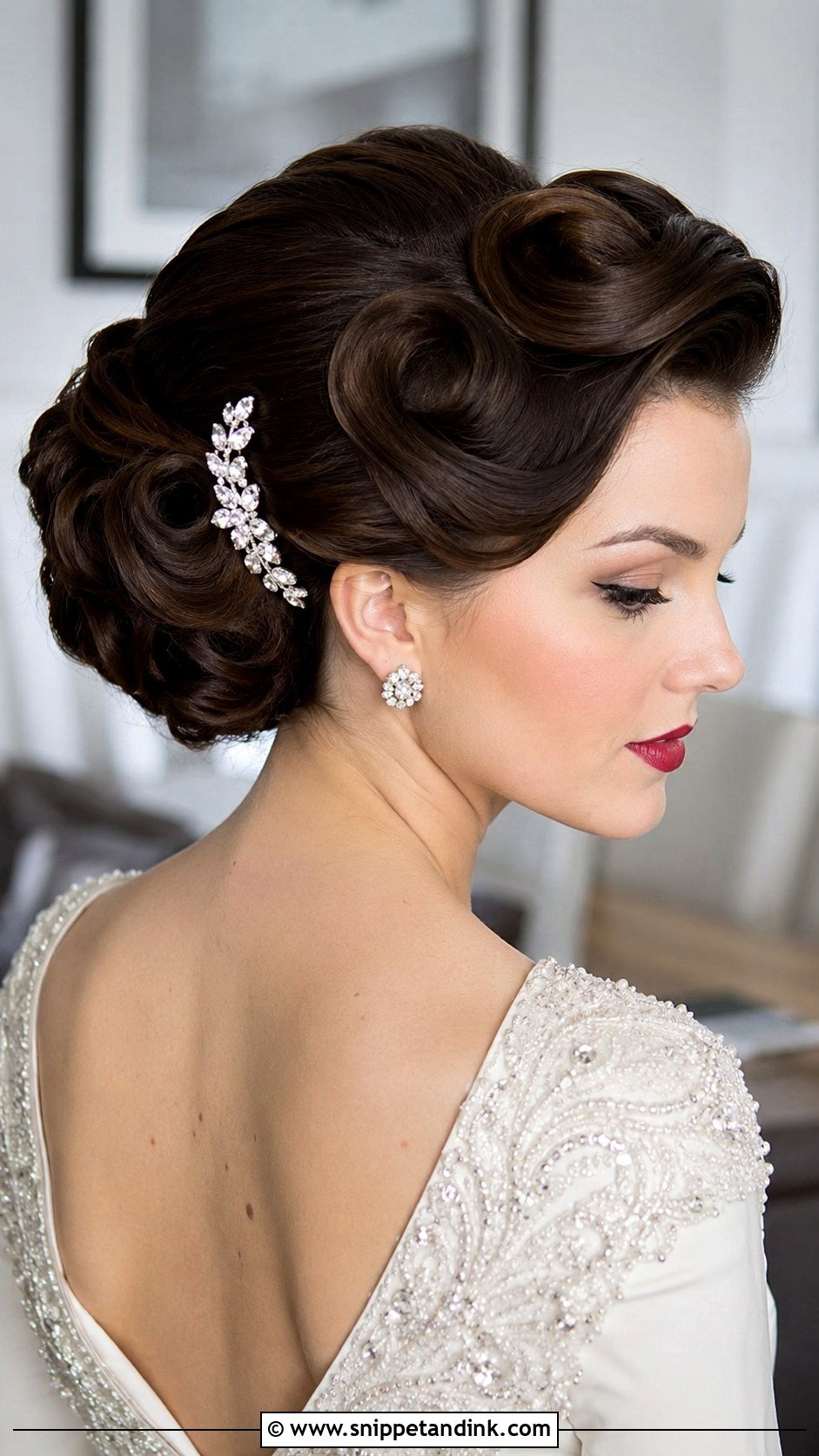 Retro Roll Updo - Snippet and Ink - 20 Hollywood Bridal Hair Ideas