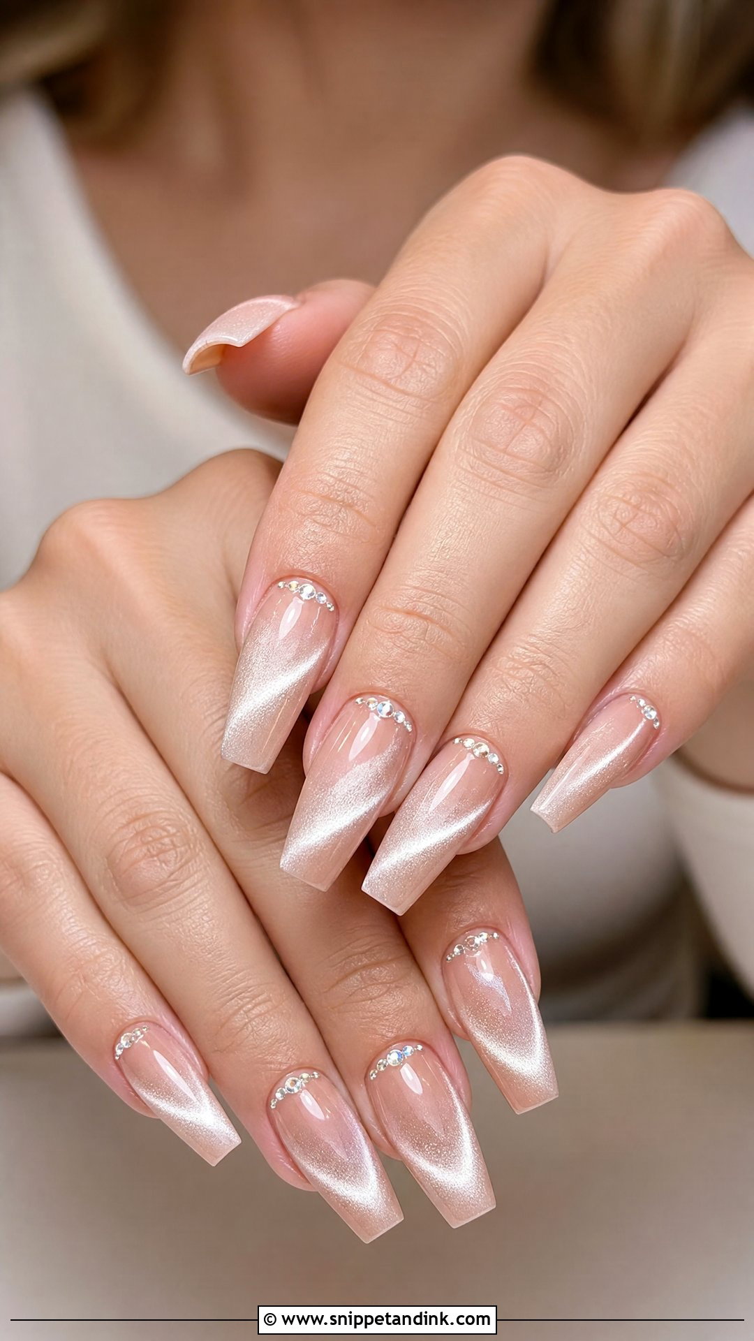 Rhinestone Cat Eye Wedding Nails - Snippet and Ink - 25 Cat Eye Wedding Nails