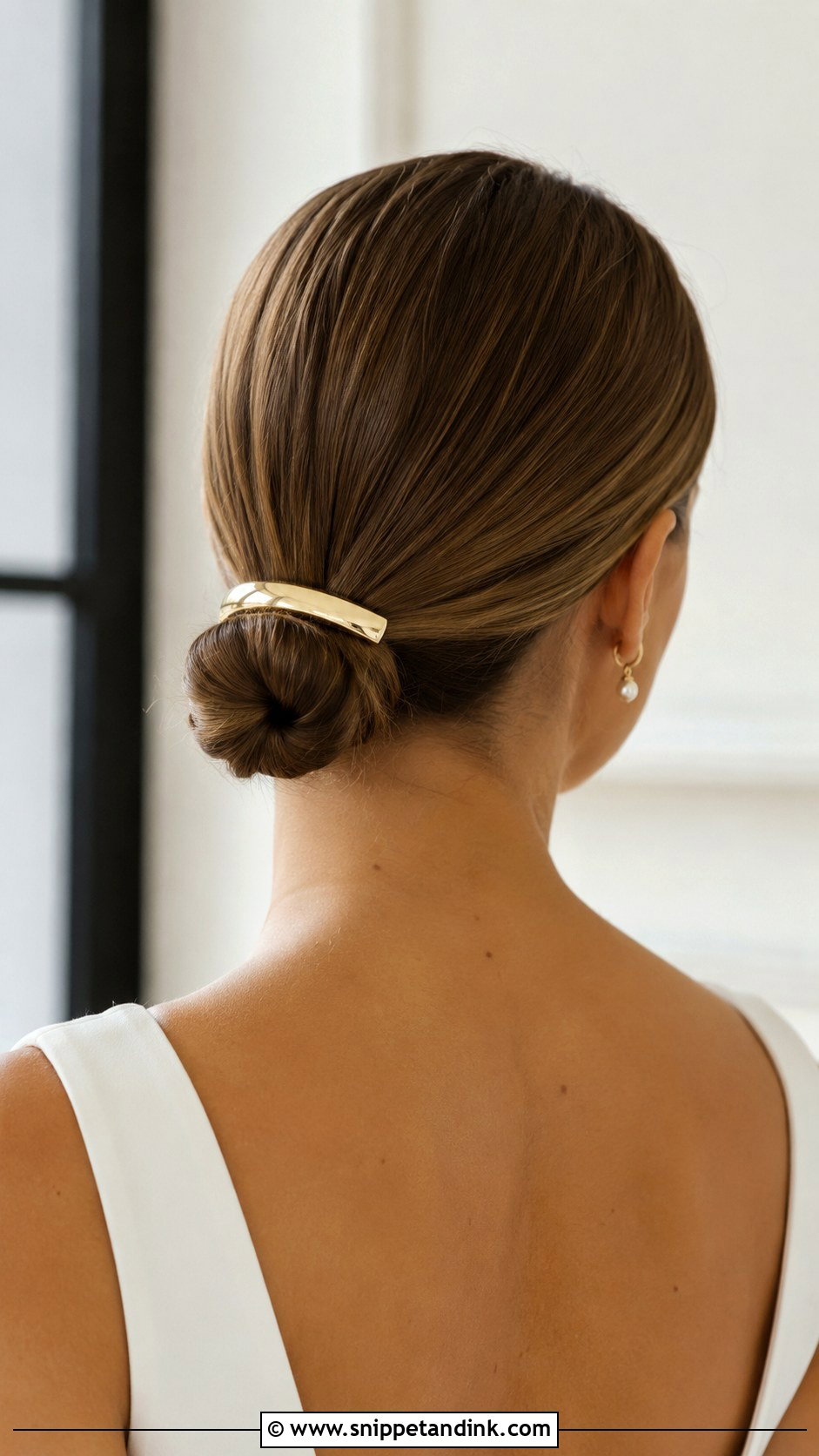 Rhinestone Headpiece - Snippet and Ink - 20 Bride Hair Piece Ideas
