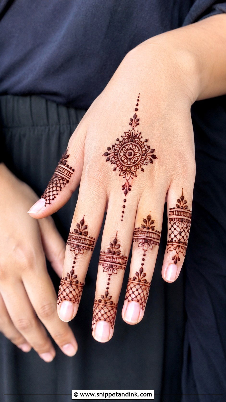 Right Hand Back Finger Mehndi Design - Snippet and Ink - 35 Right Hand Mehndi Design Ideas