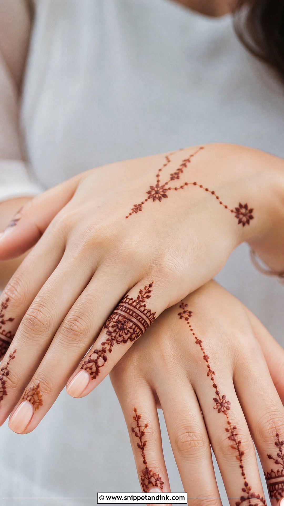 Ring Finger Bridal Mehndi Design - Snippet and Ink - 20 Bridal Finger Mehndi Designs