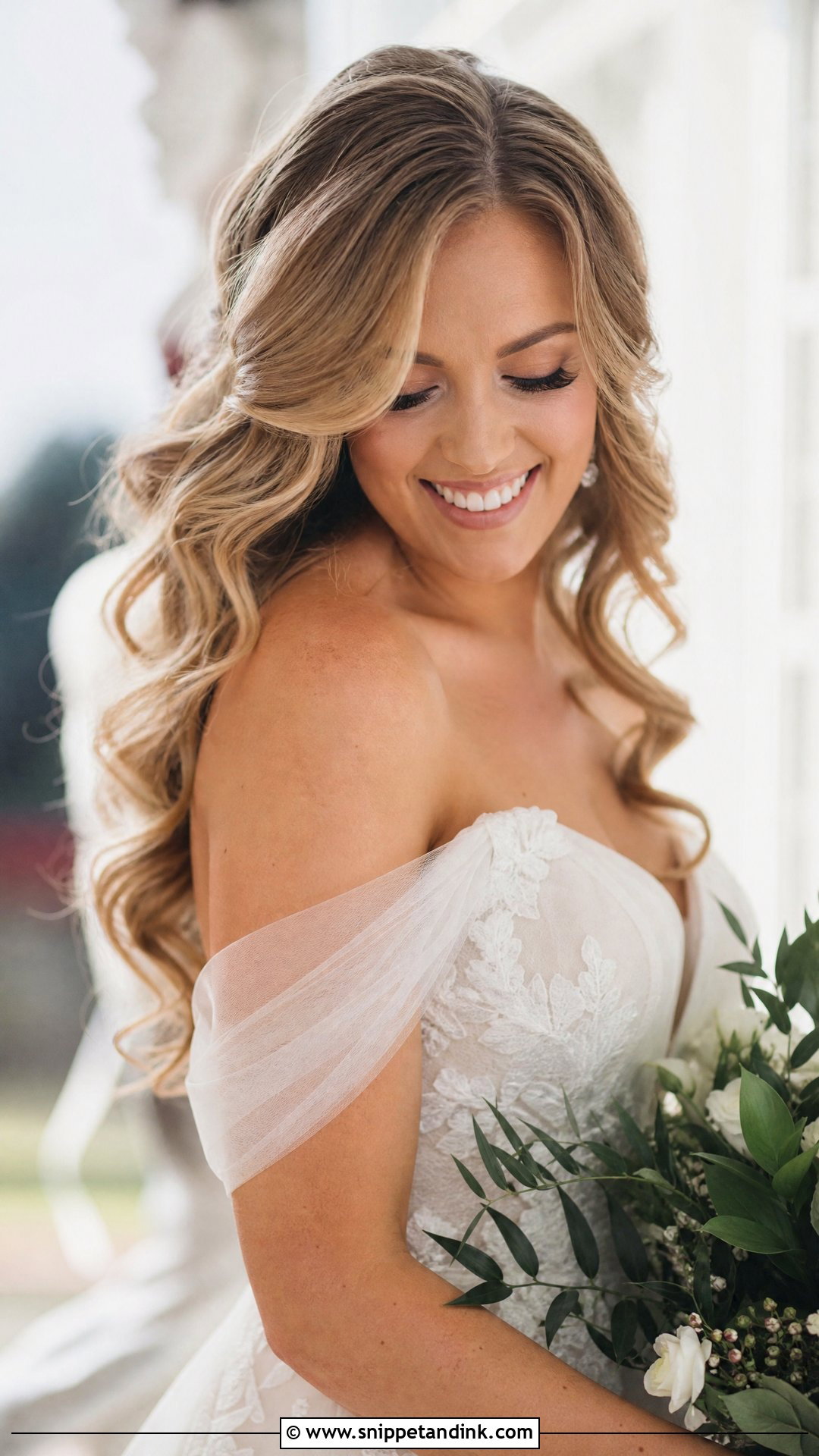 Romantic Loose Curls Wedding Hairstyle - Snippet and Ink - 20 Hairstyle for Wedding Party Ideas