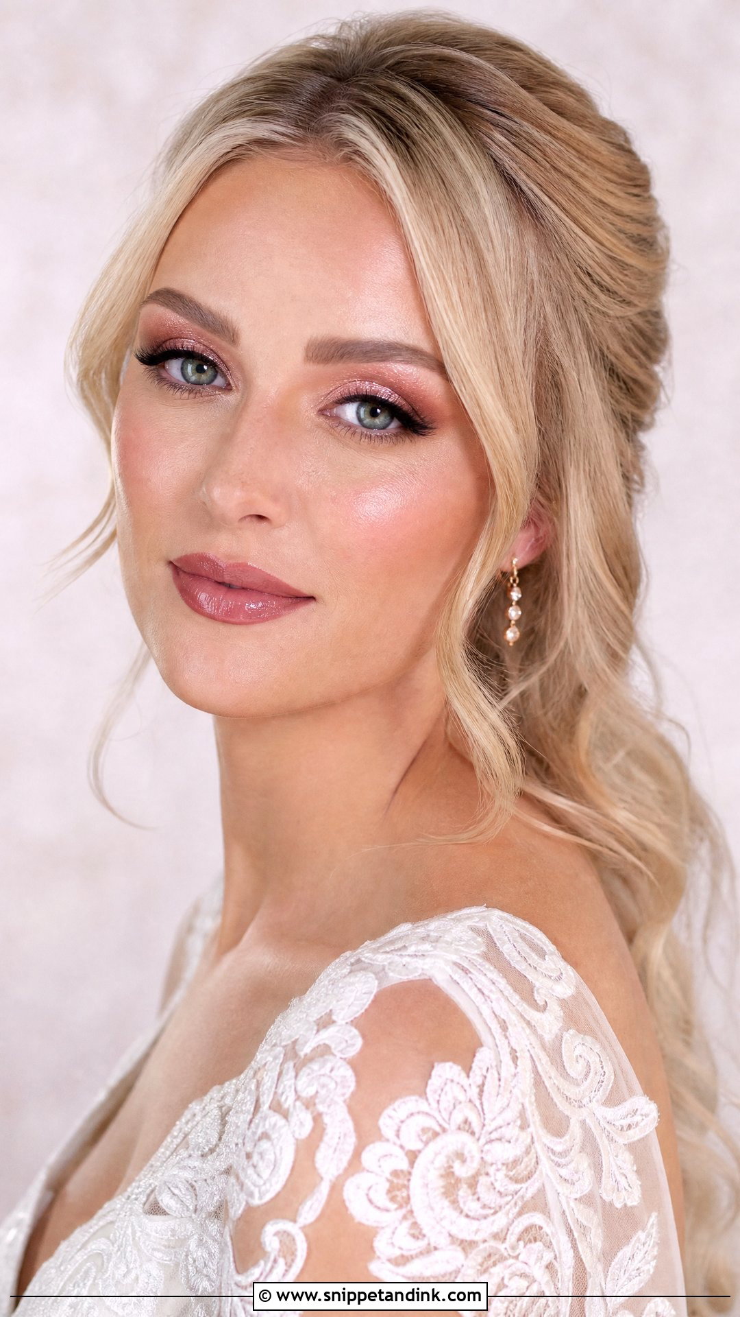 Rose Gold Bridal Makeup - Snippet and Ink - 20 Bold Bridal Makeup Ideas