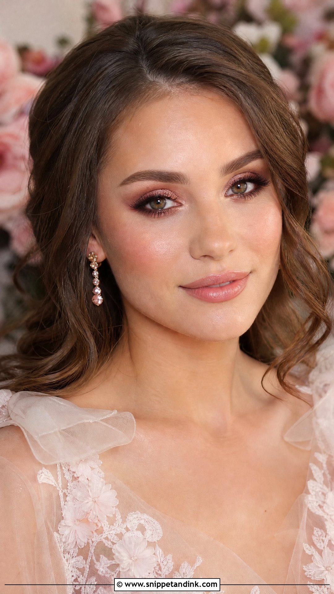 Rose Gold Smokey Bridal Makeup - Snippet and Ink - 20 Smokey Bridal Makeup Ideas