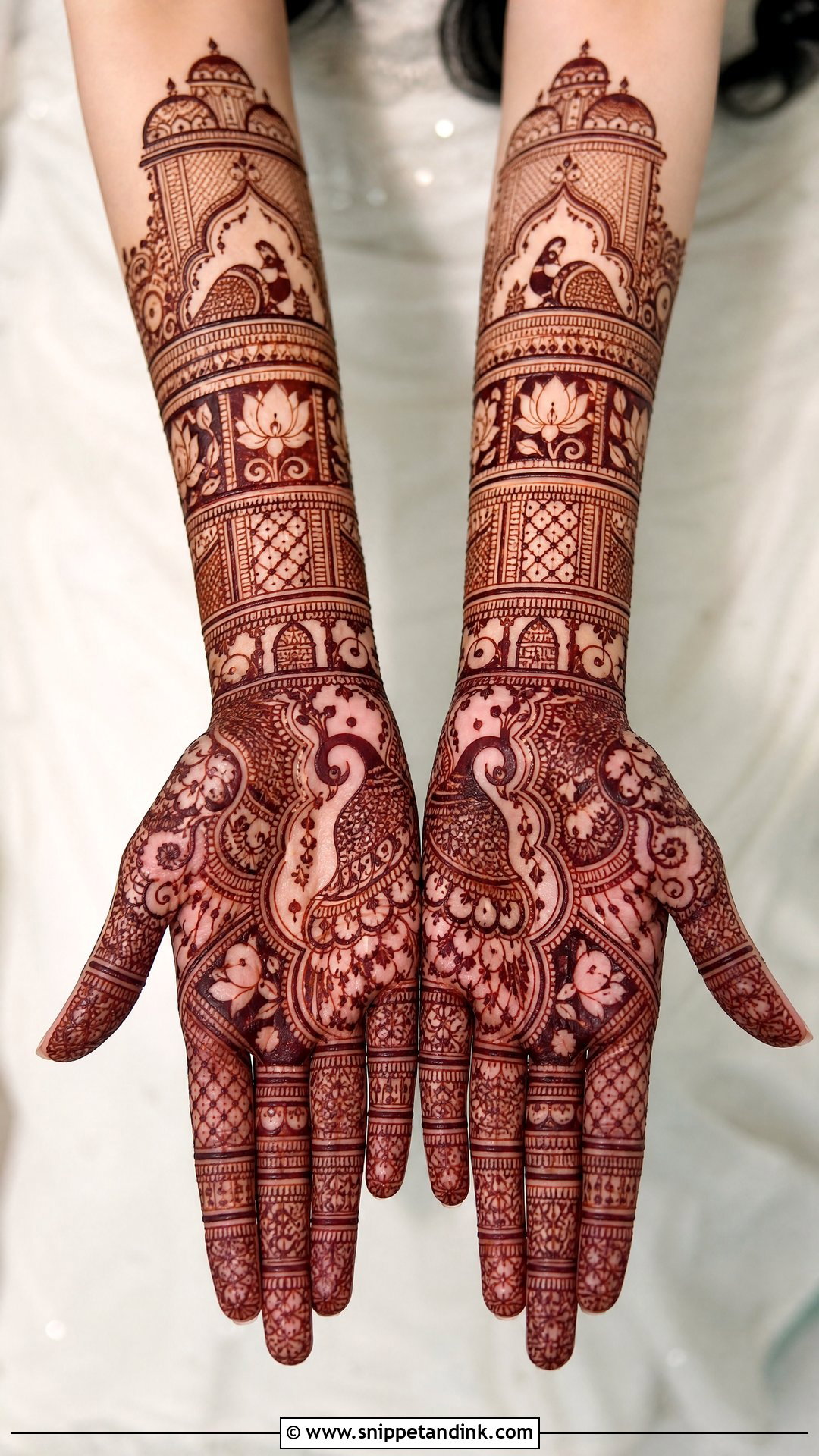 Royal Upper Hand Mehndi Design - Snippet and Ink - 25 Upper Hand Mehndi Designs