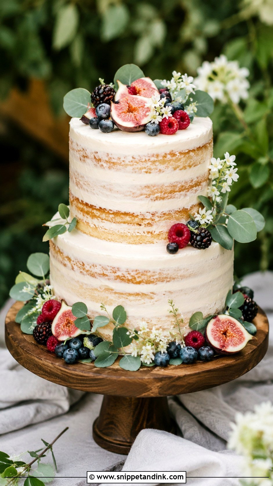 Rustic Wedding Cake - Snippet and Ink - 20 Different Cake Ideas for Wedding