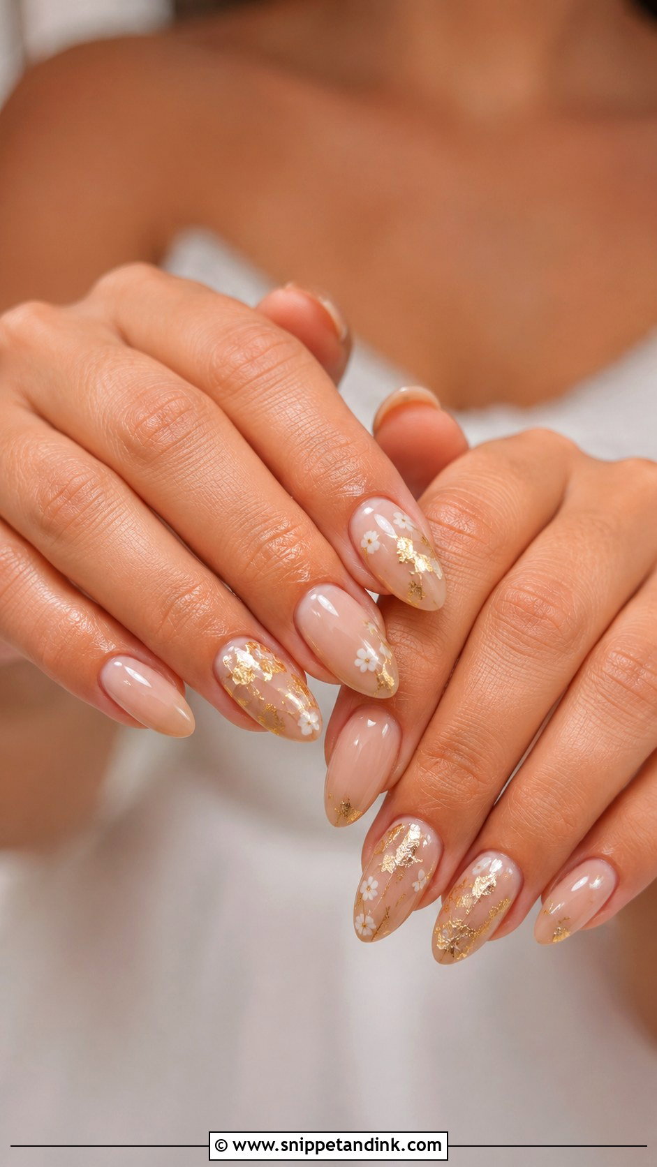 Rustic Wedding Gold Foil Nails - Snippet and Ink - 20 Rustic Wedding Nails
