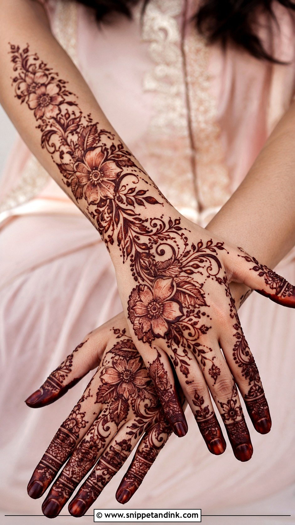 Shaded Arabic Mehndi Design - Snippet and Ink - 35 New Mehndi Designs