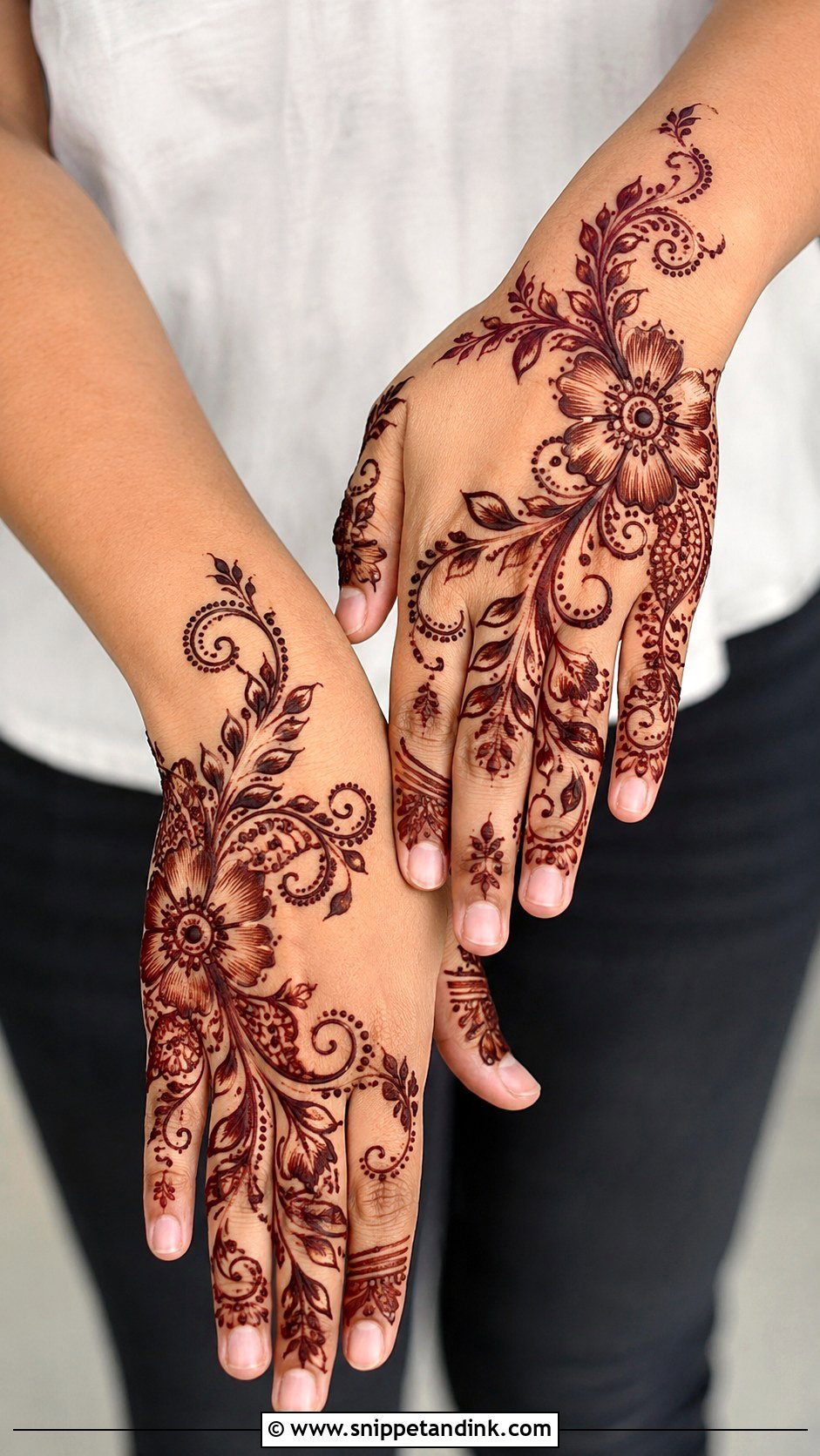 Shaded Bel Mehndi Design - Snippet and Ink - 30 Bel Mehndi Designs