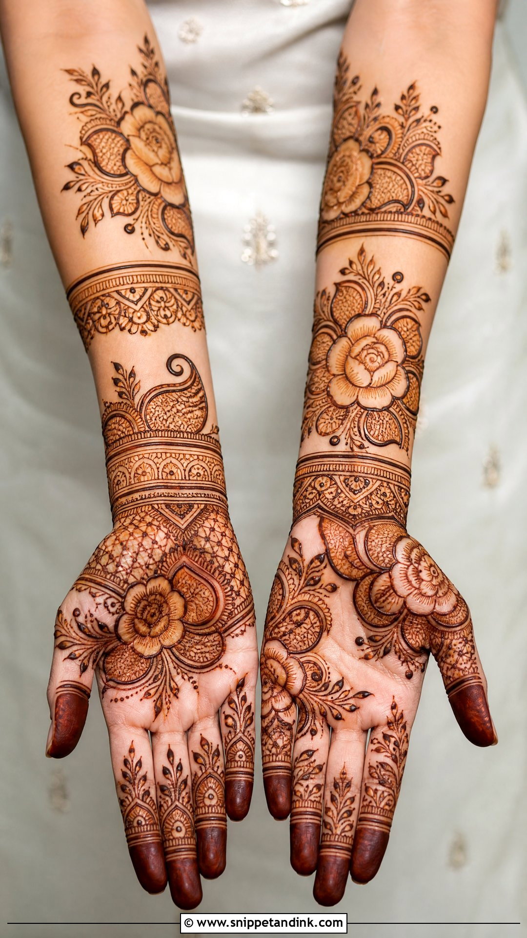 Shaded Wrist Mehndi Design - Snippet and Ink - 30 Wrist Mehndi Designs