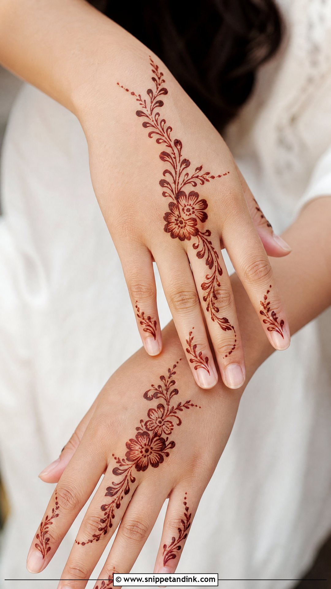Short Back Hand Mehndi Design - Snippet and Ink - 30 Short Mehndi Designs