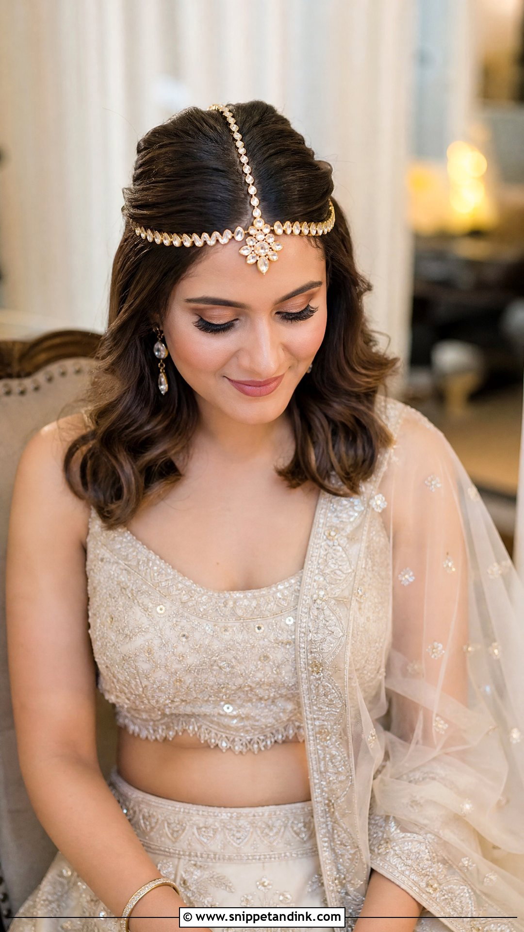 Short Bridal Hair With Matha Patti - Snippet and Ink - 15 Bridal Hairstyles with Matha Patti