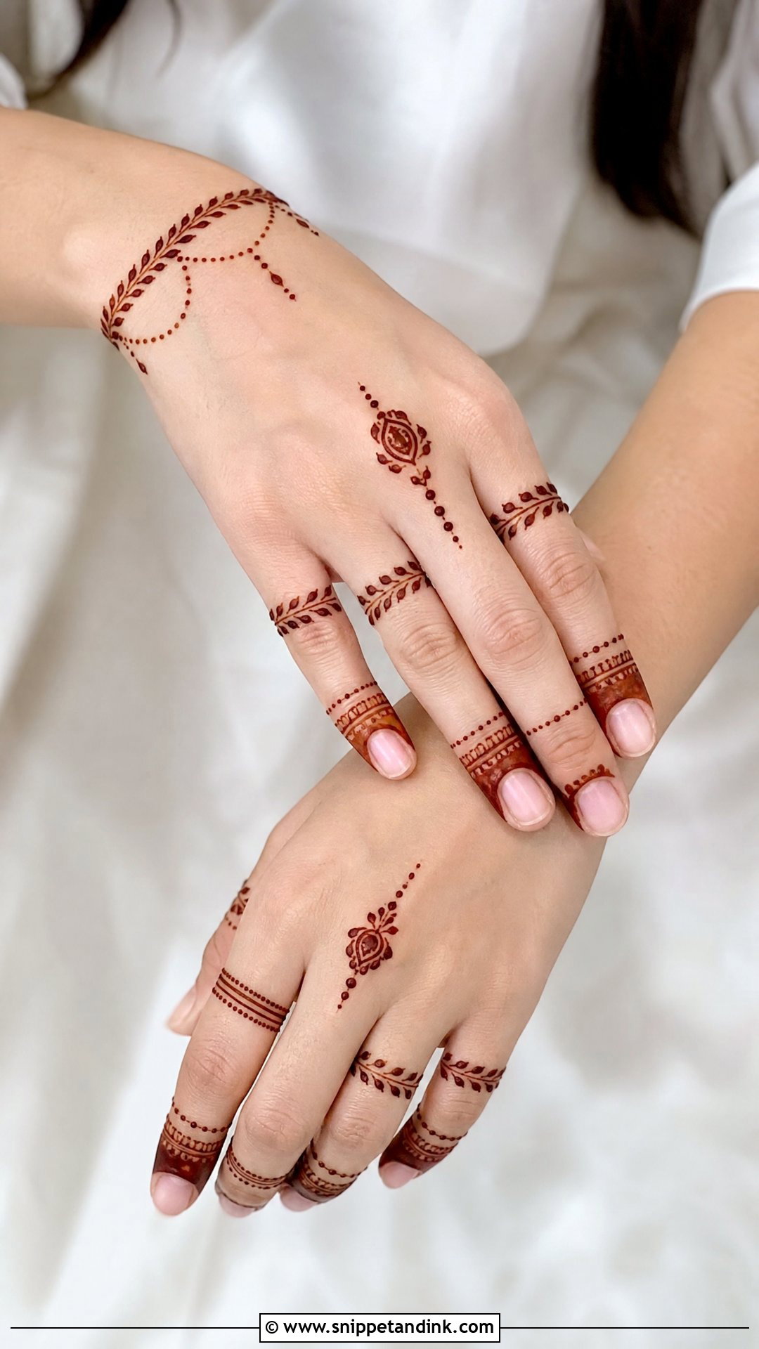 Short Finger Mehndi Design - Snippet and Ink - 30 Short Mehndi Designs