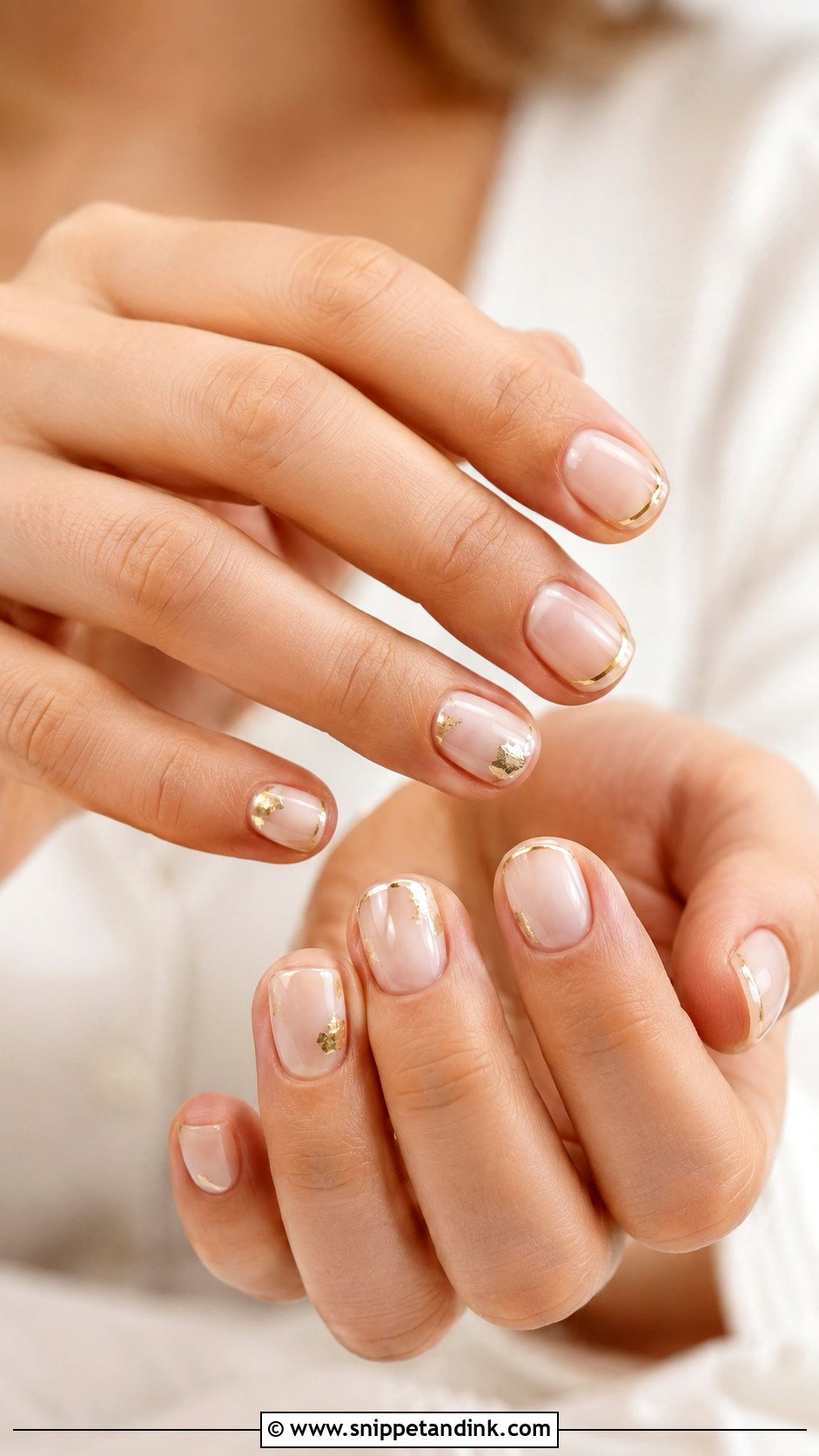 Short Gold Accent Wedding Nails - Snippet and Ink - 20 Short Simple Wedding Nails for Bride